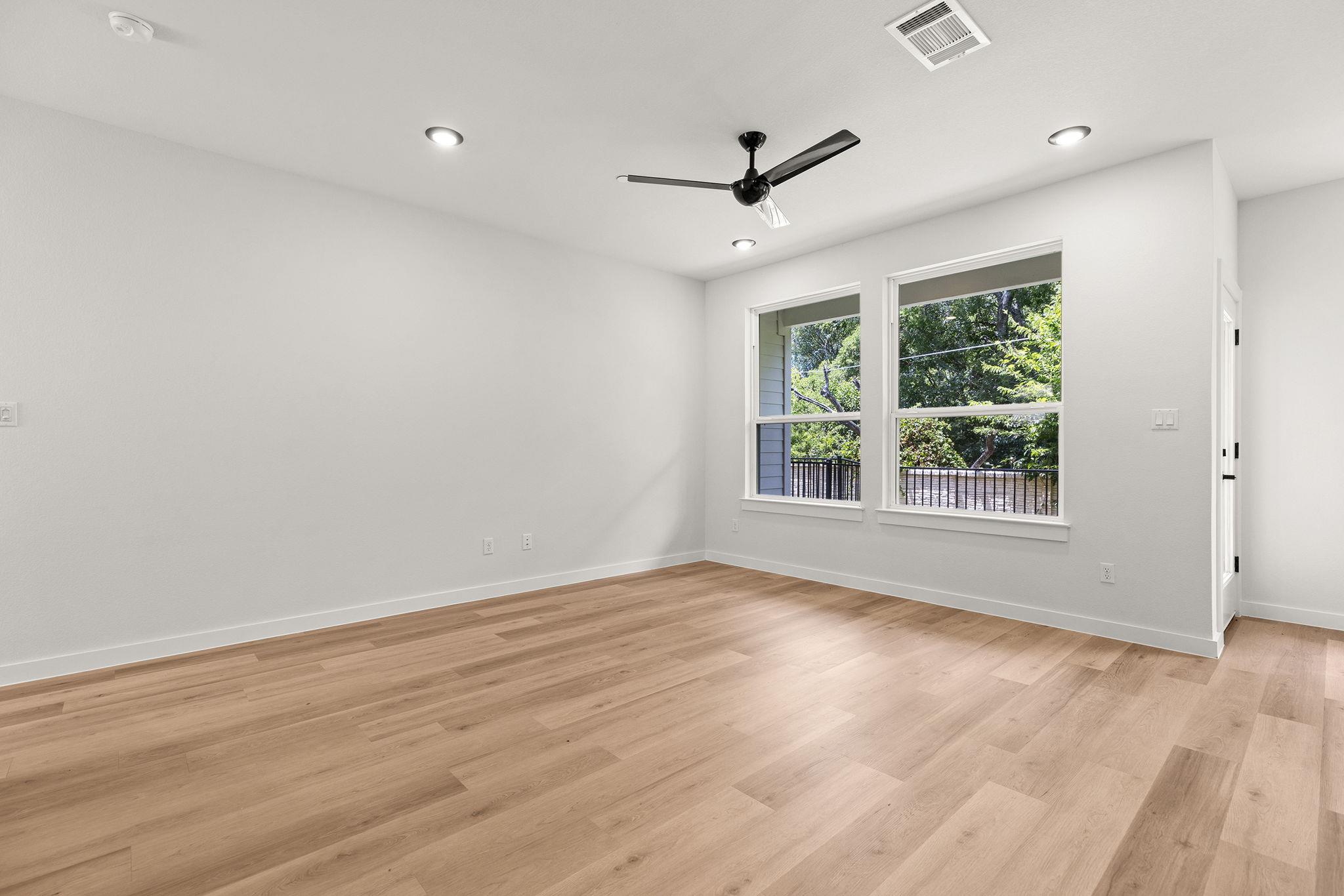 Home photo 17