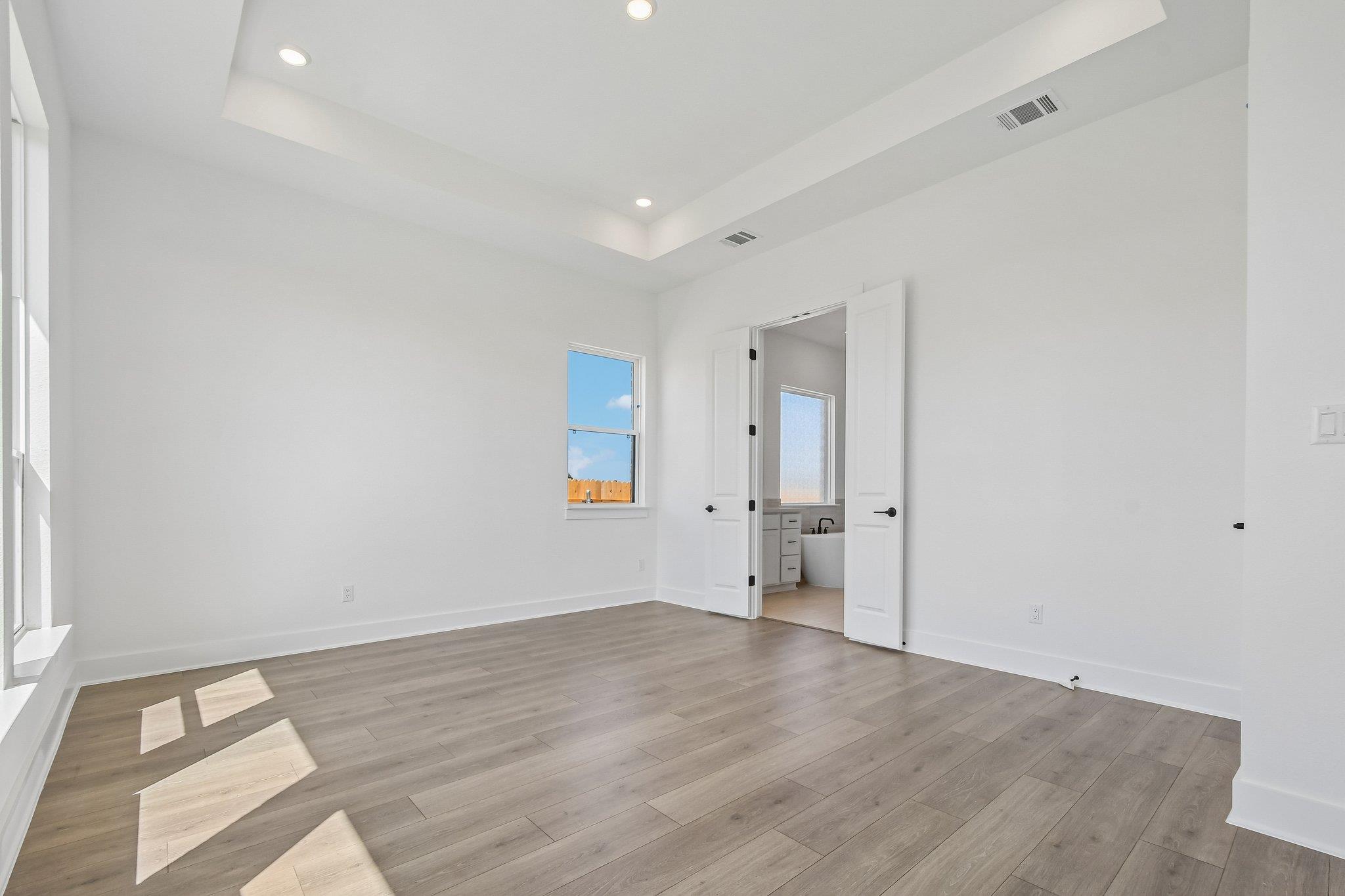 Home photo 17