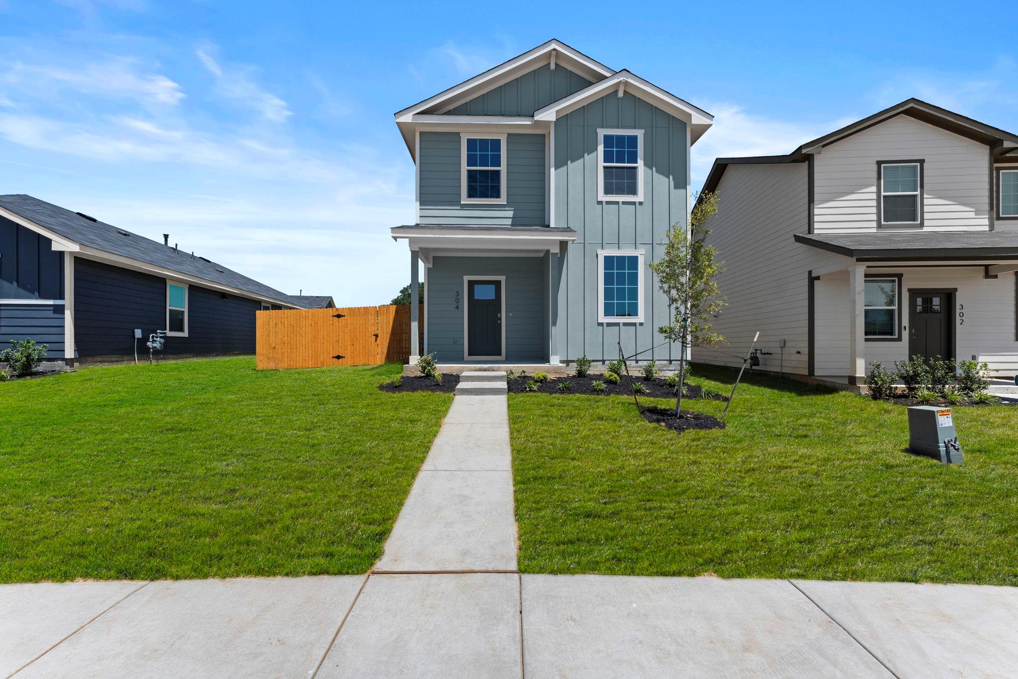 304  Constanza Trl in Bastrop