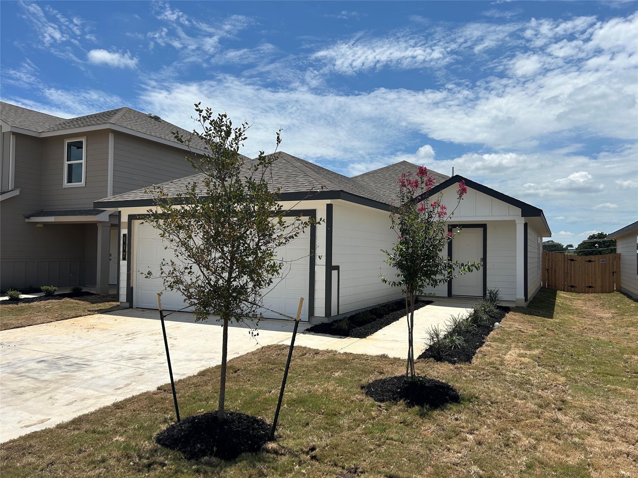 117  Mullins Dr in Rockdale