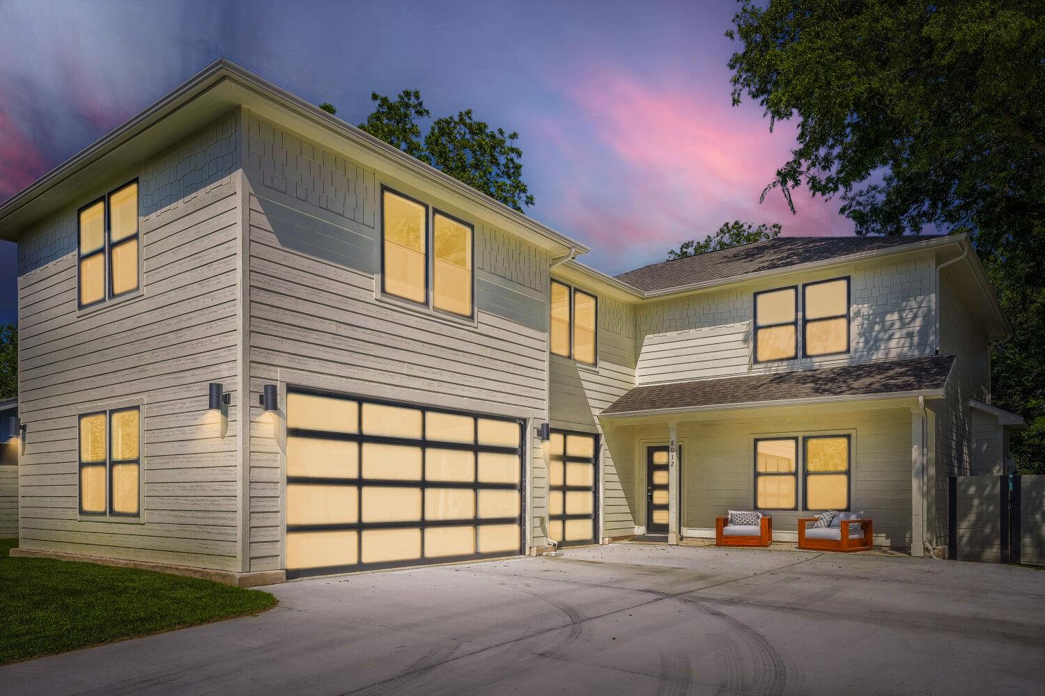 8012  Gault St in Austin