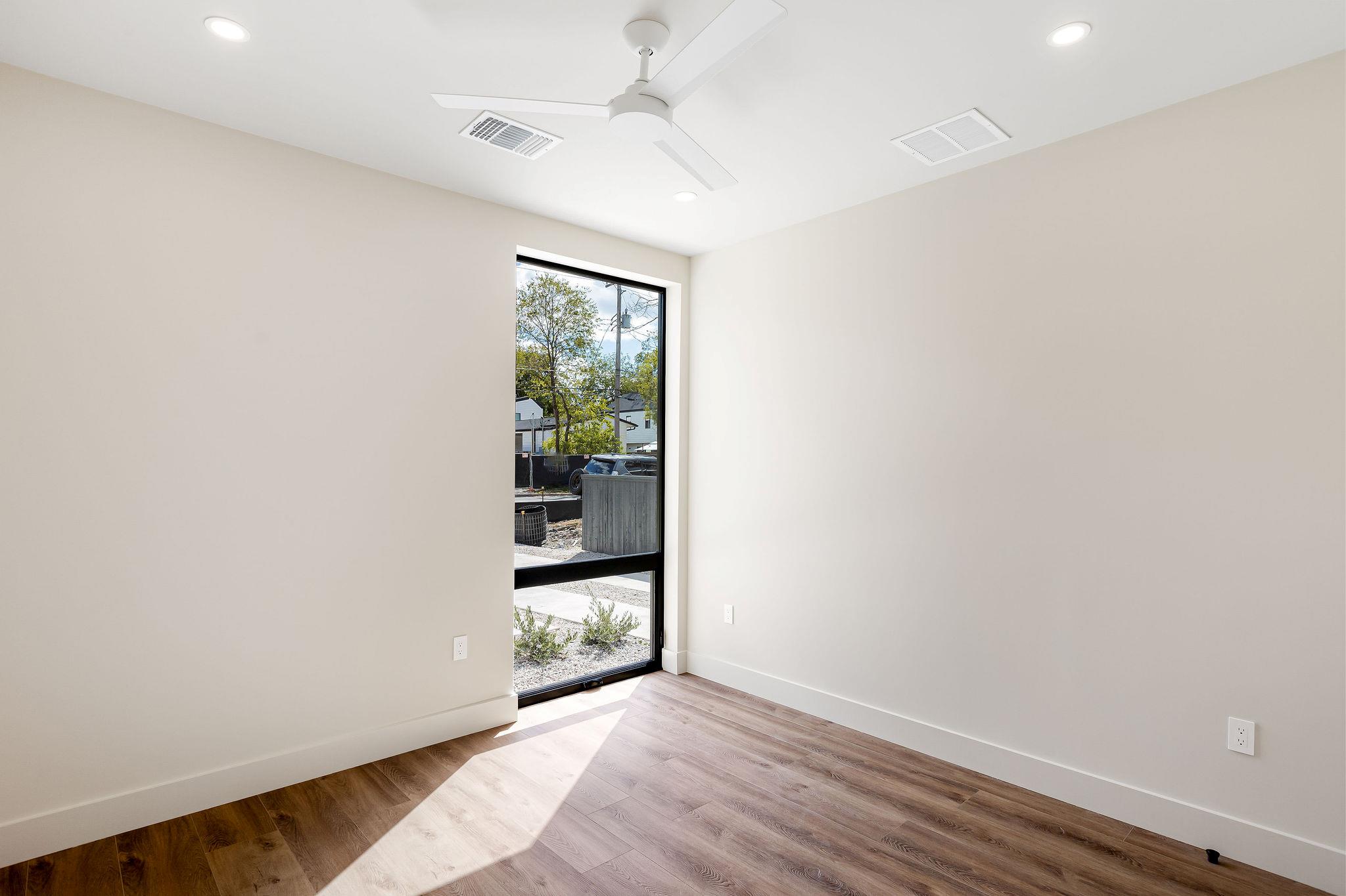 Home photo 19