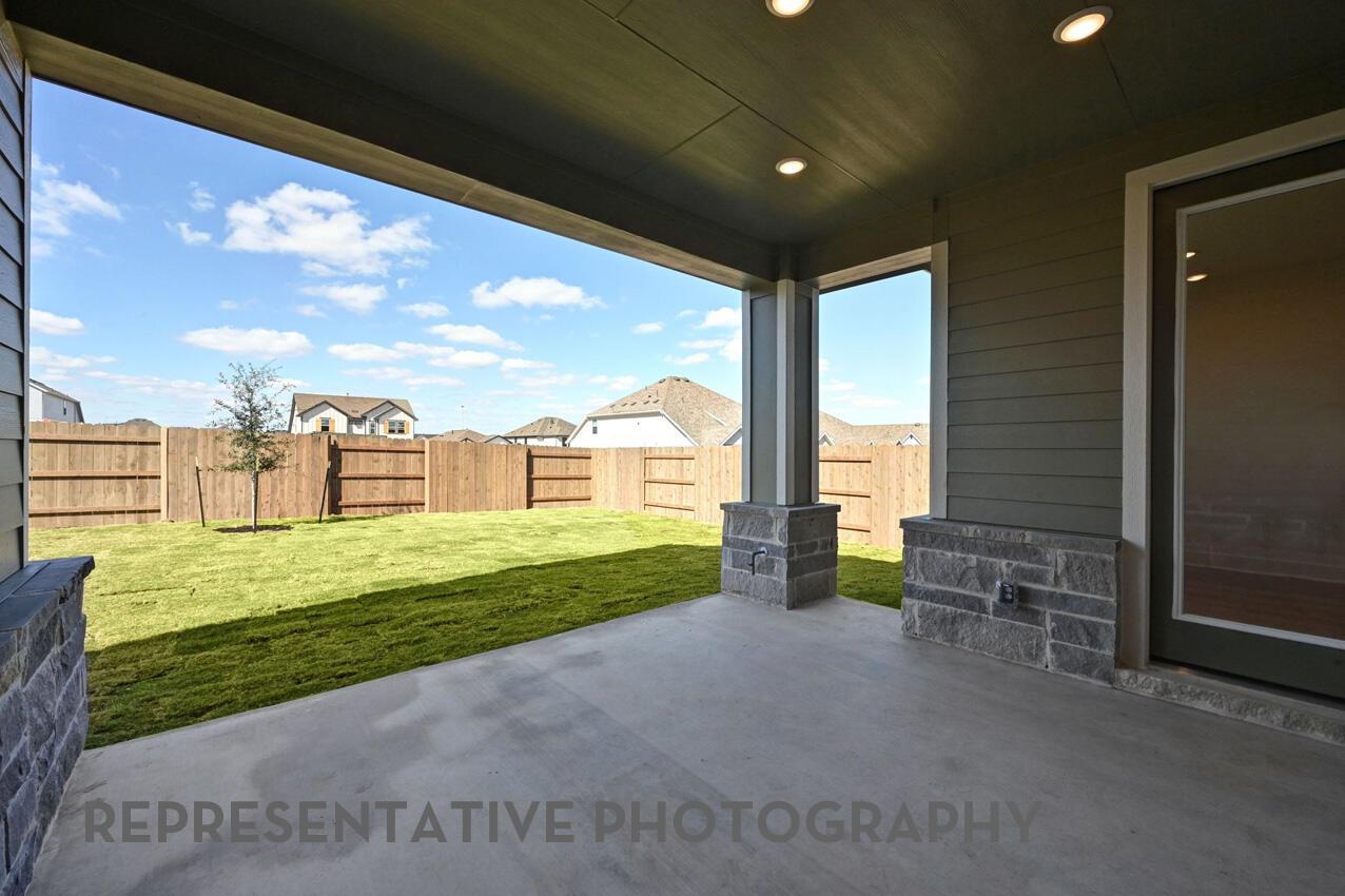 Home photo 18