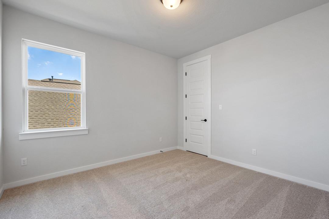Home photo 19