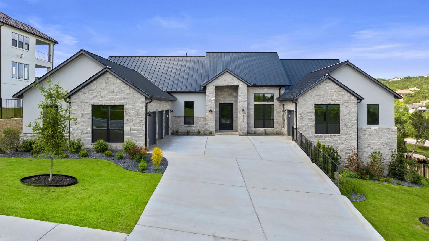 3725  Salento Cv in Leander