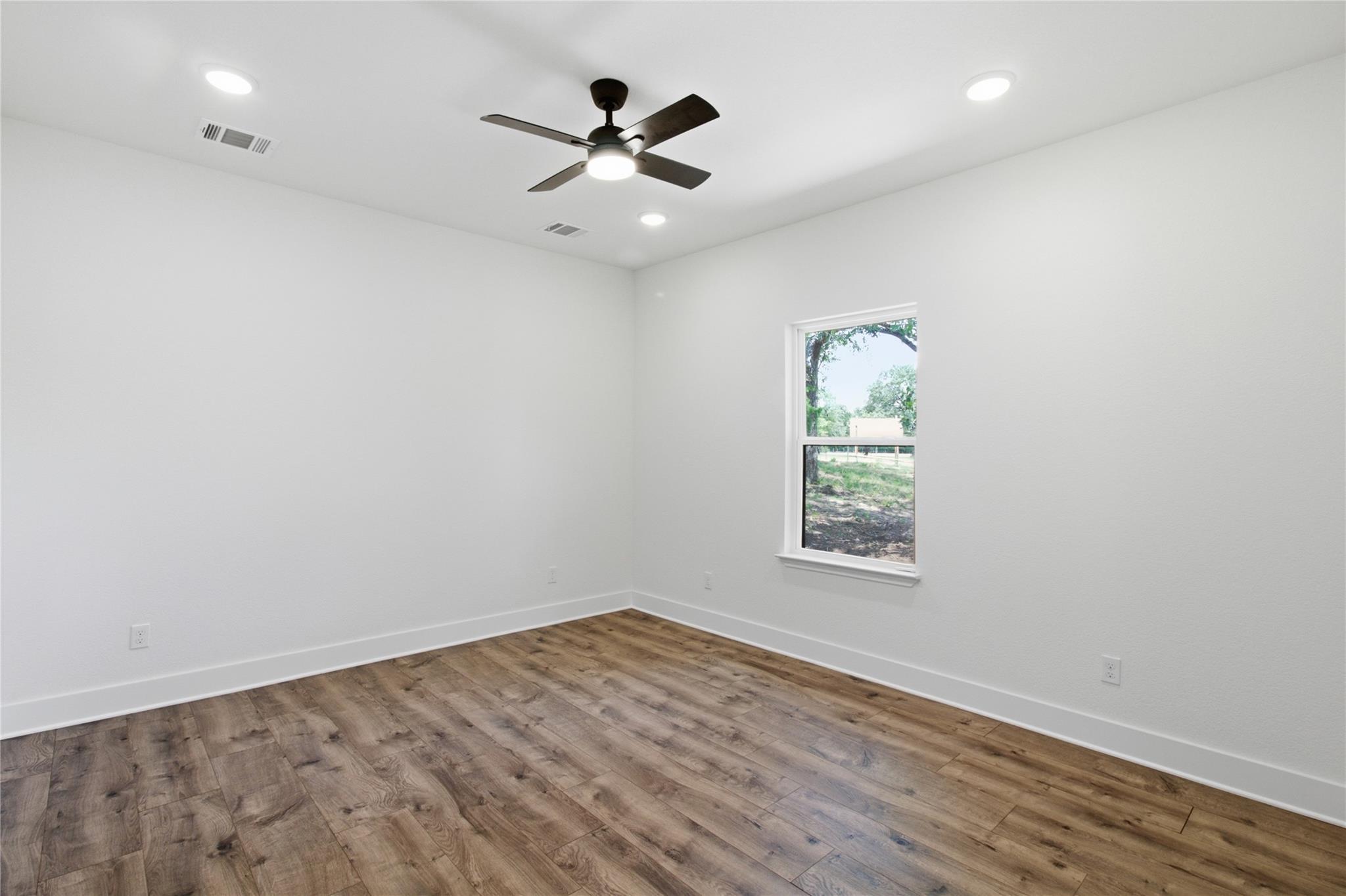 Home photo 17
