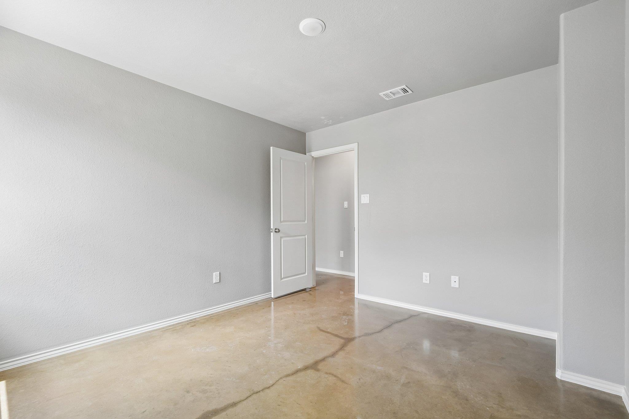 Home photo 19