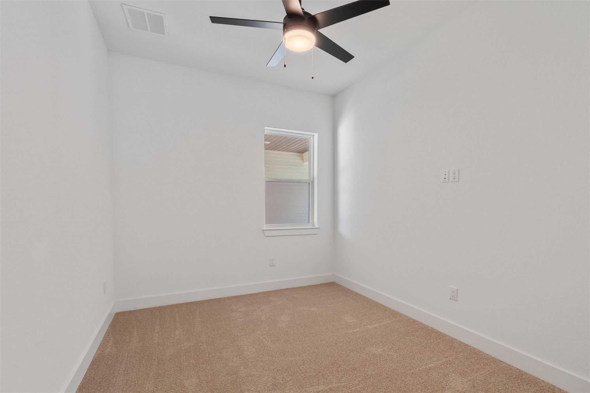 Home photo 17