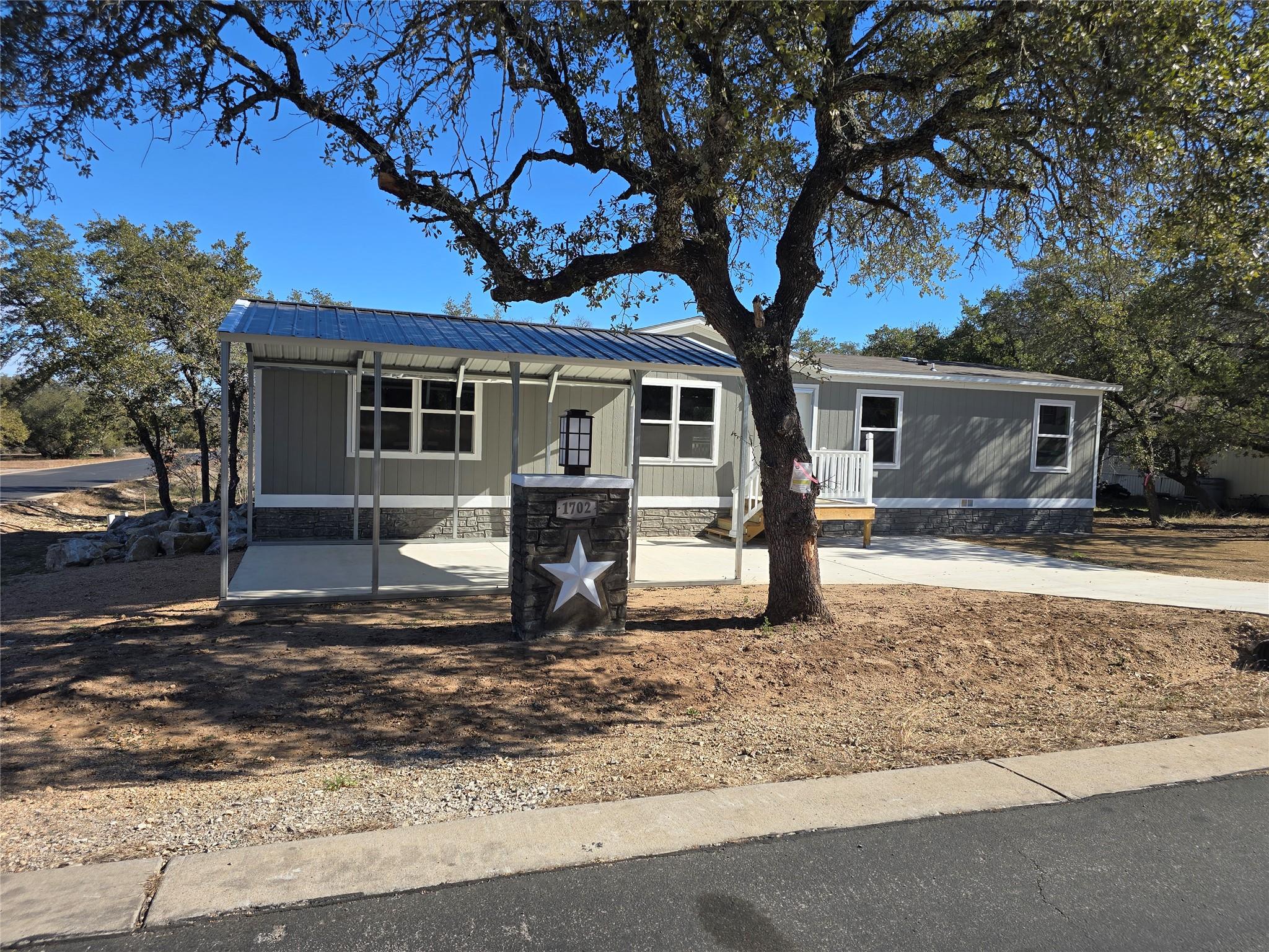 1702  Fox Foot Dr in Horseshoe Bay