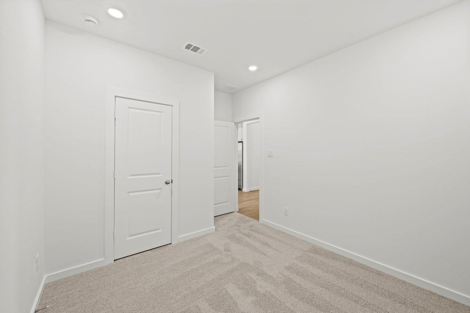 Home photo 17