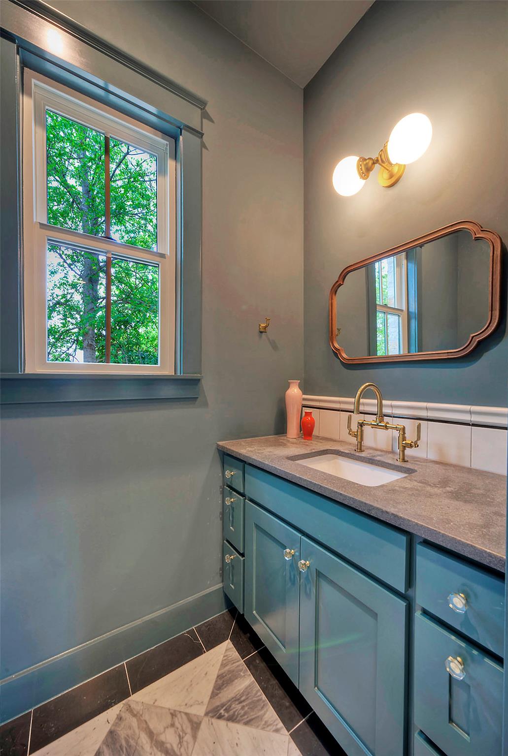 Home photo 17