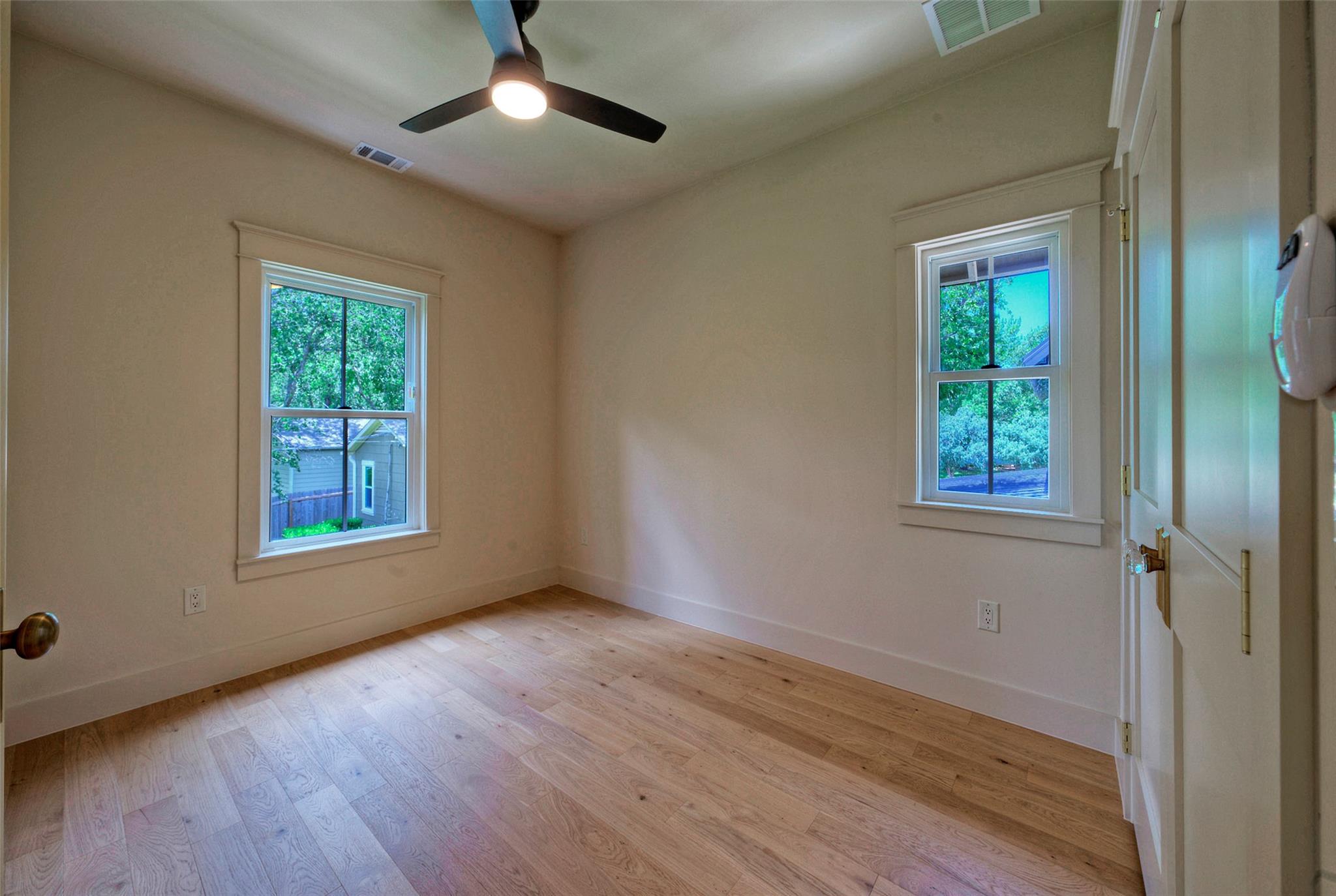Home photo 23