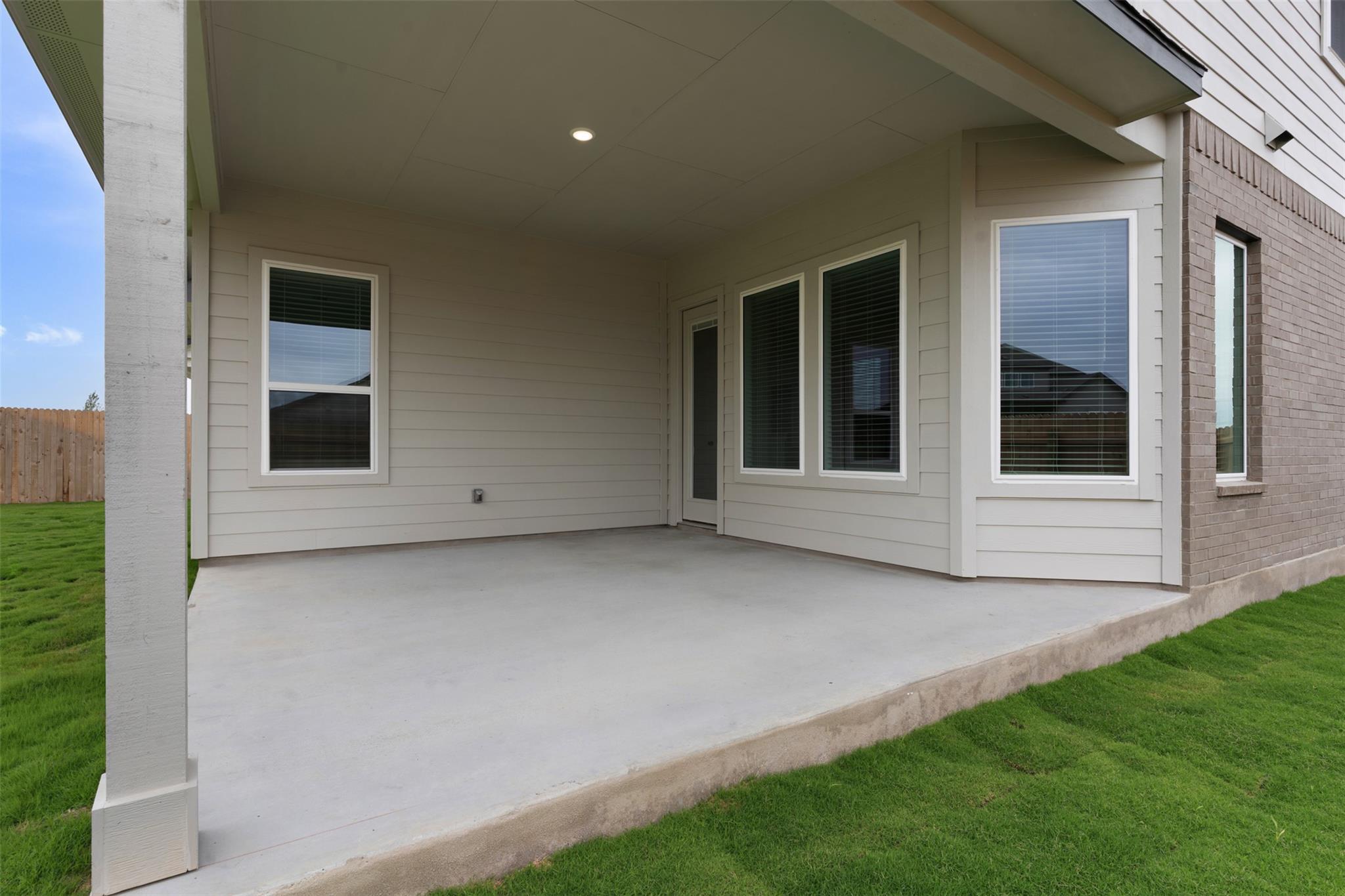 Home photo 19