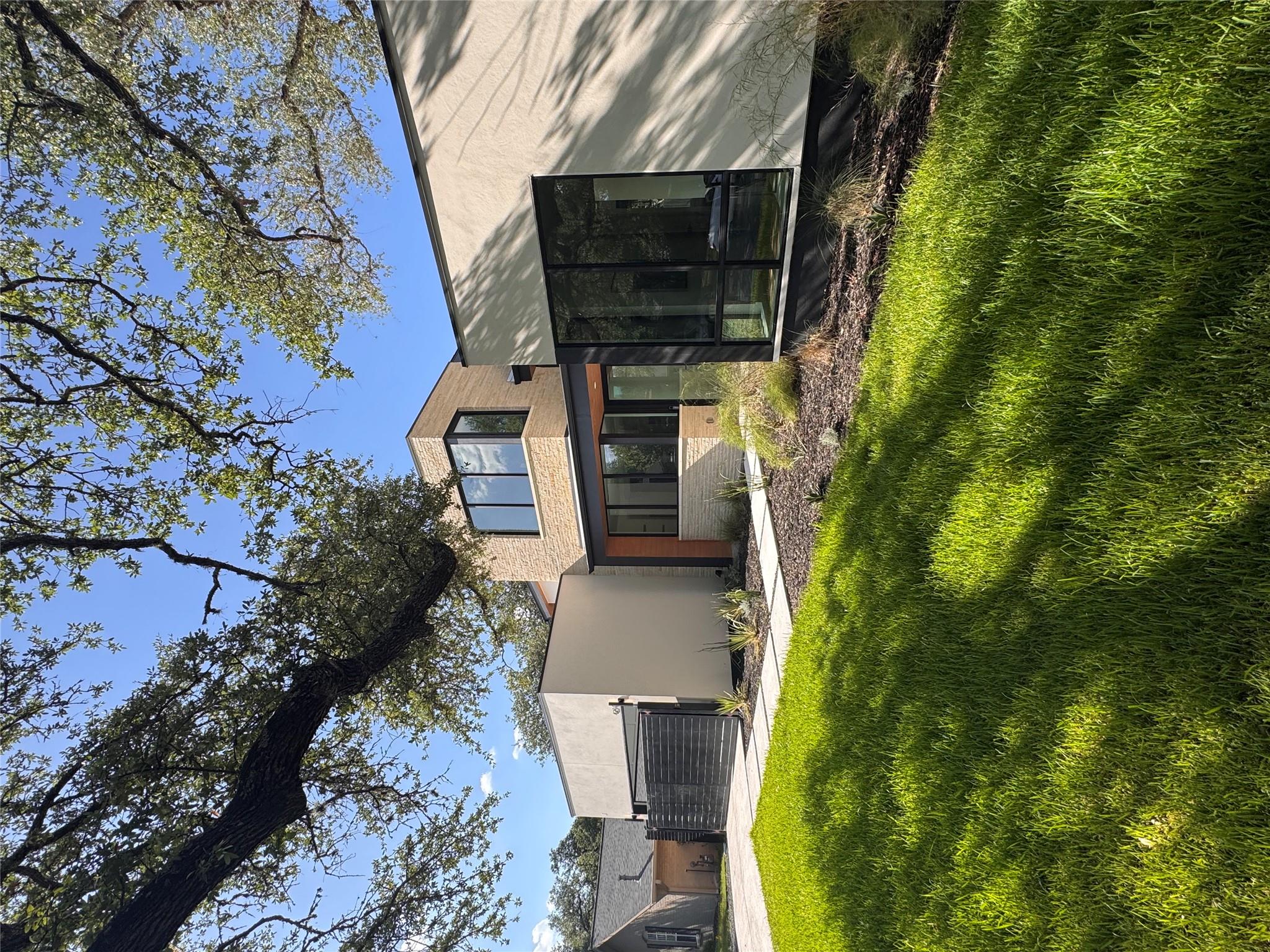 4216  Deepwoods Dr in Austin