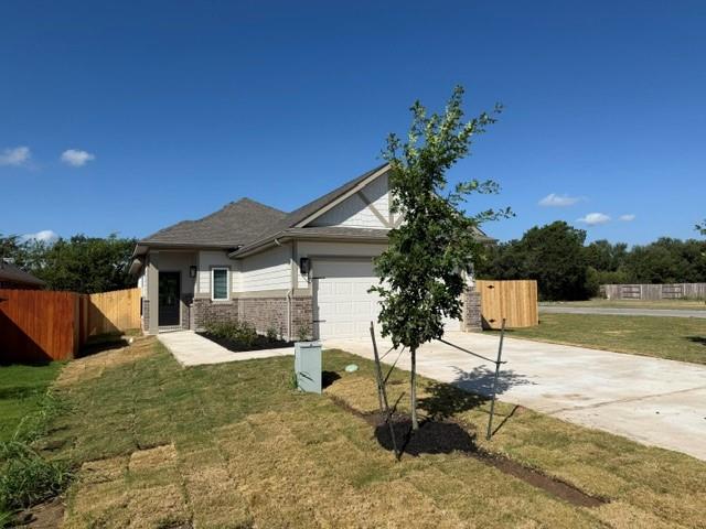 500  Gene Ray Ave in Bertram