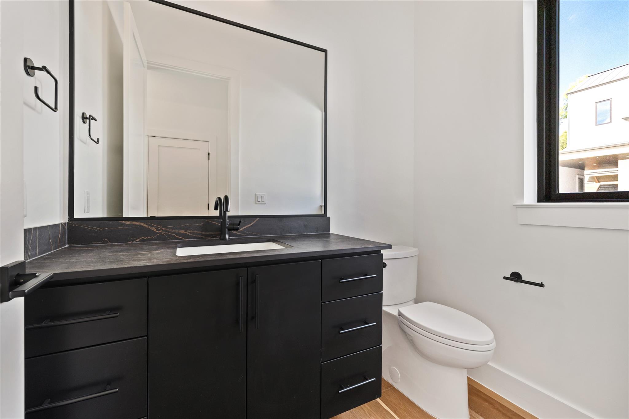 Home photo 19