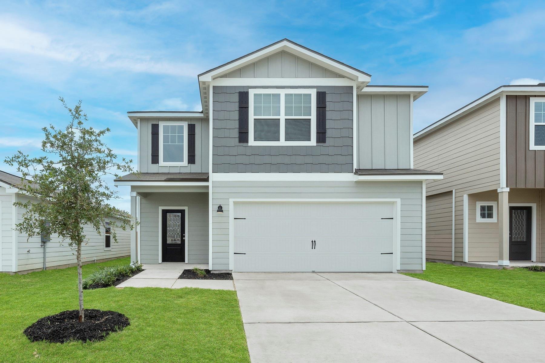 242  Myrtle Oak Dr in Maxwell