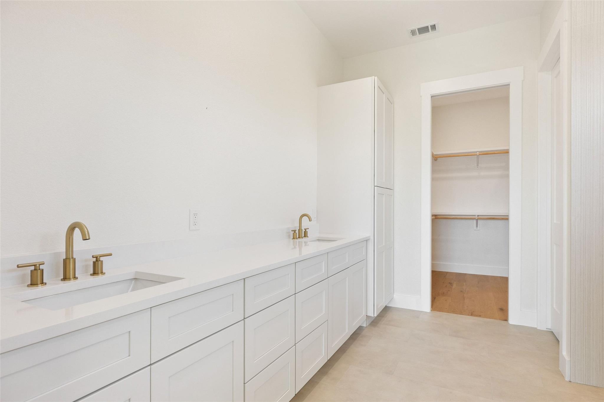 Home photo 16