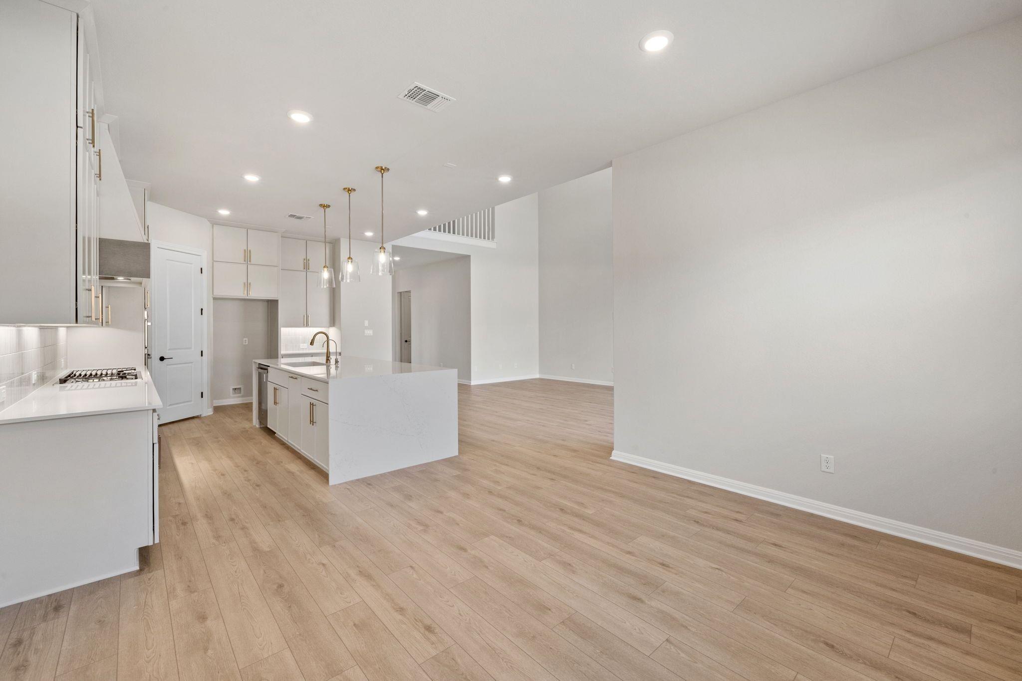 Home photo 19