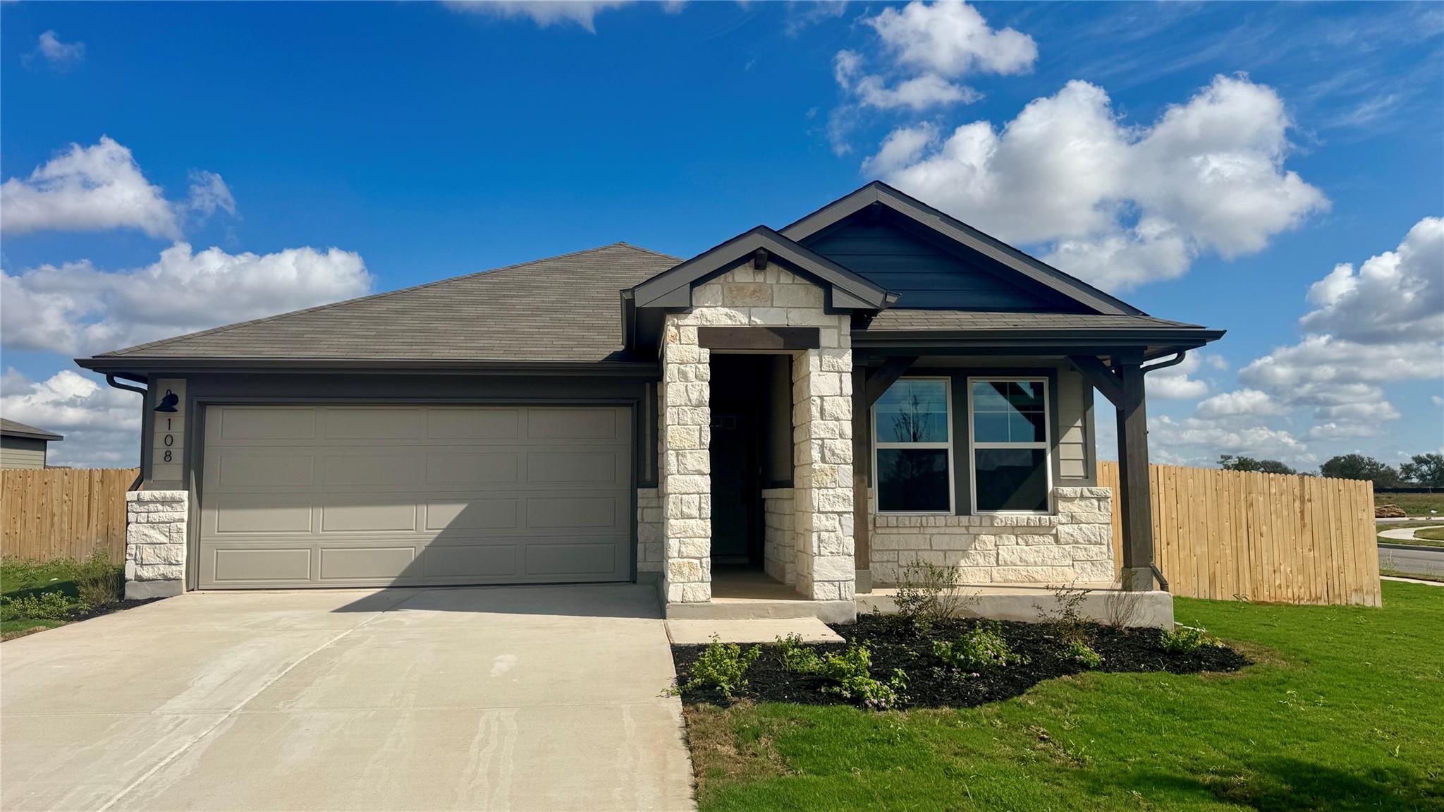 108  Andaman Roost None in Cedar Creek
