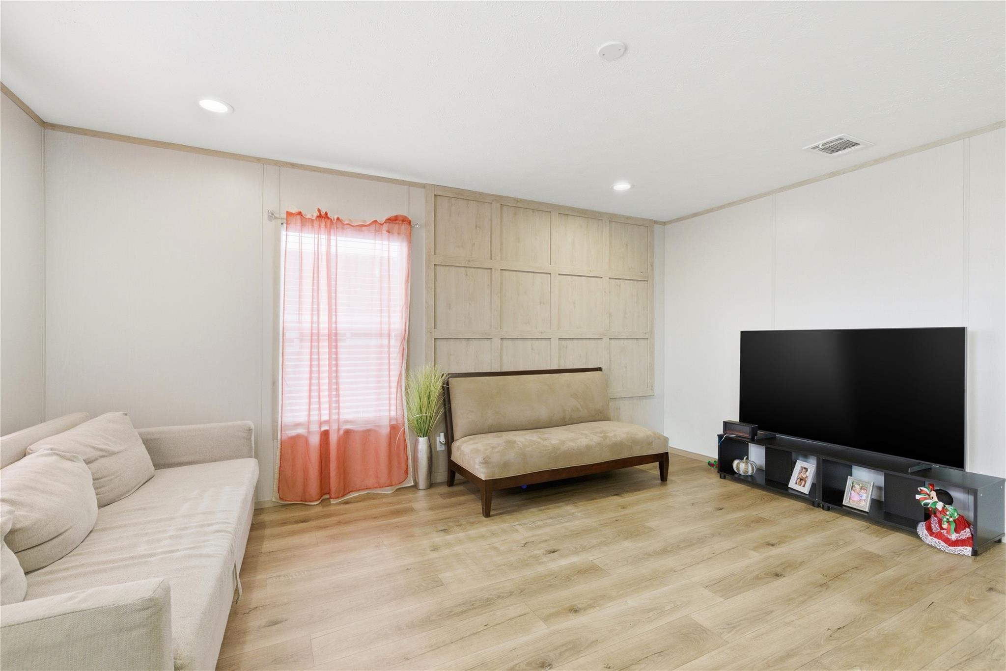 Home photo 5