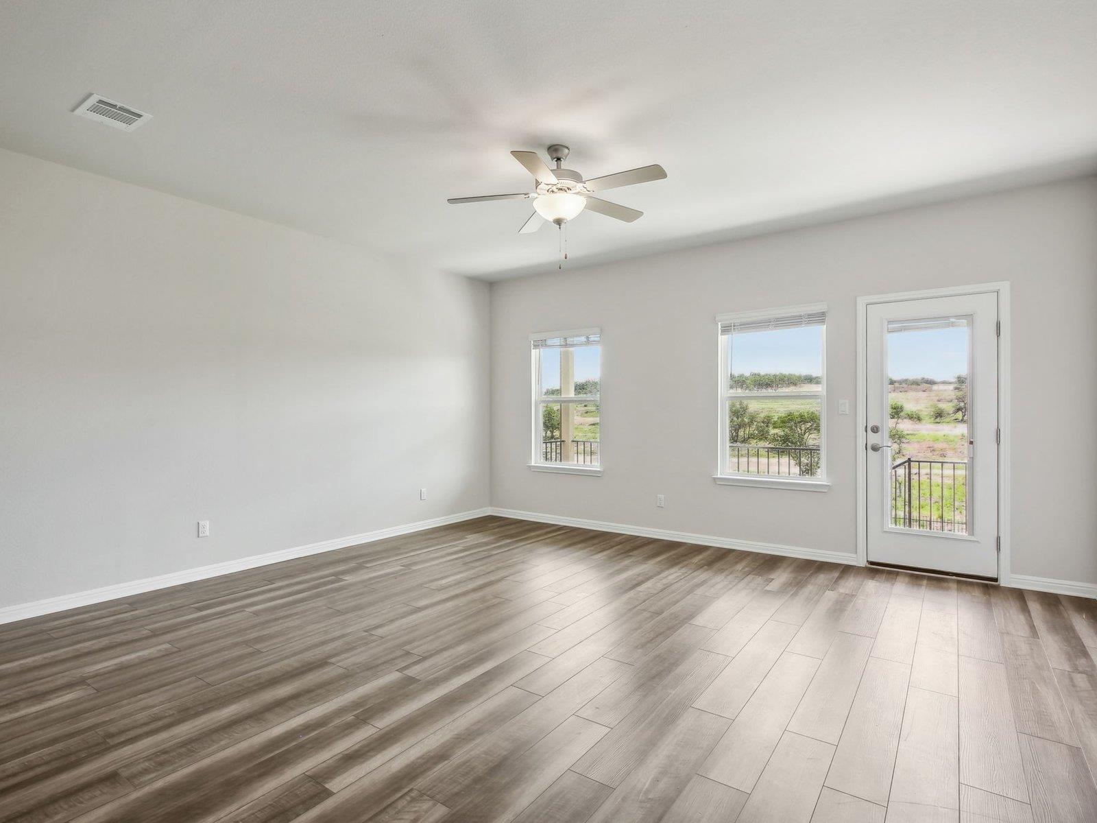 Home photo 4