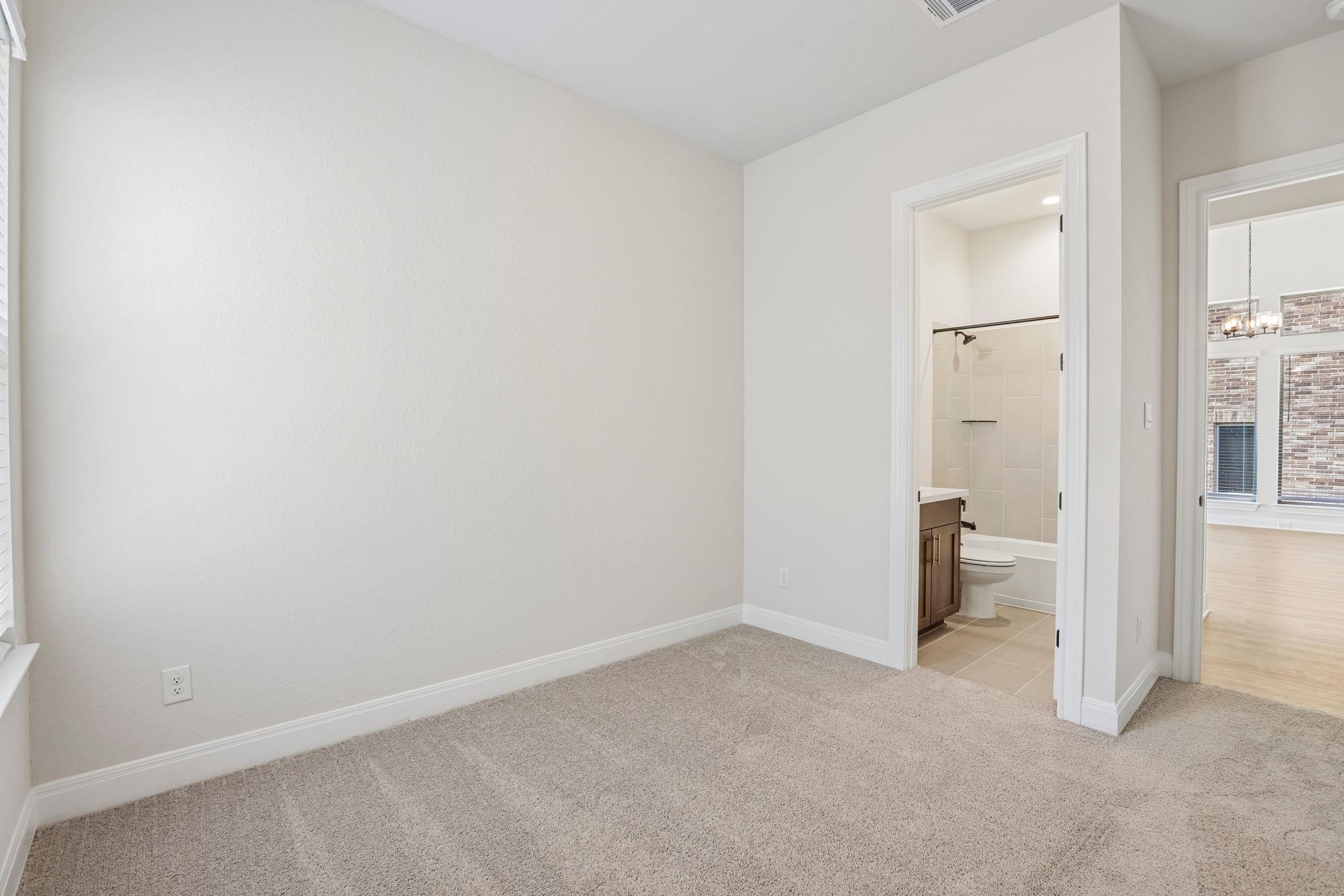 Home photo 17