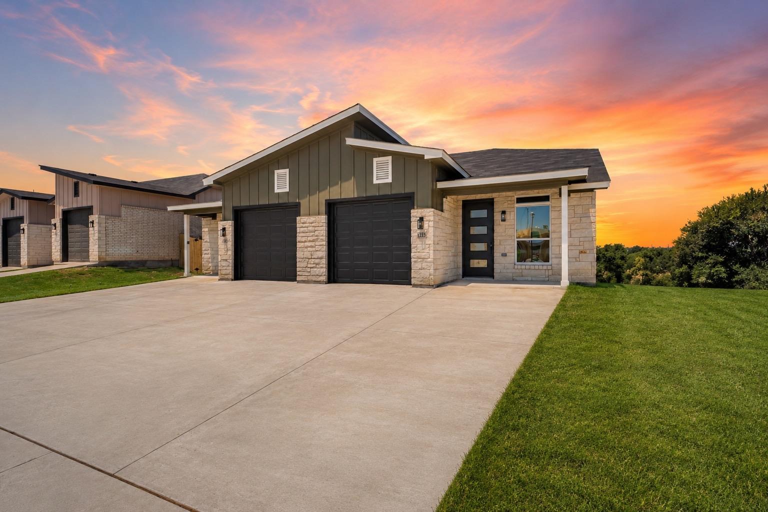 1213  Lone Pine Way in Killeen
