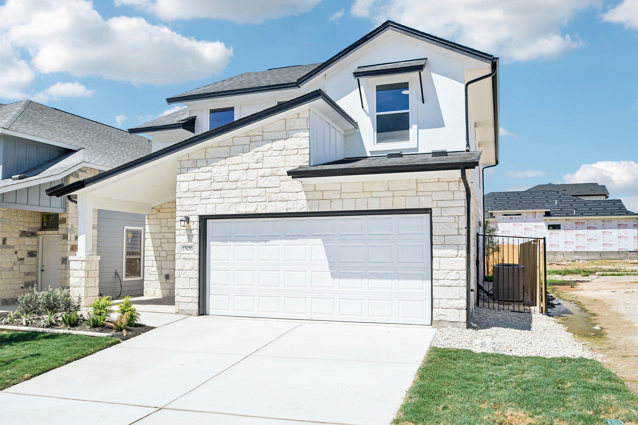 1506  Corsac Way in Austin