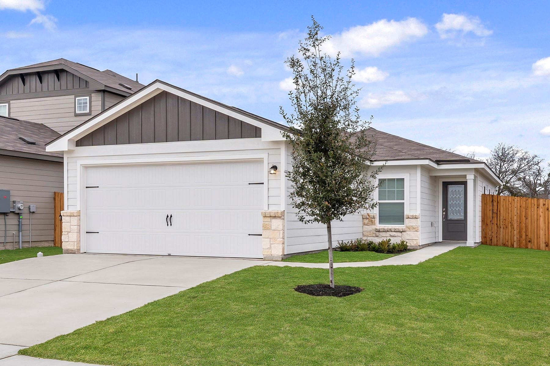 108  Captain Dooley Ln in Jarrell