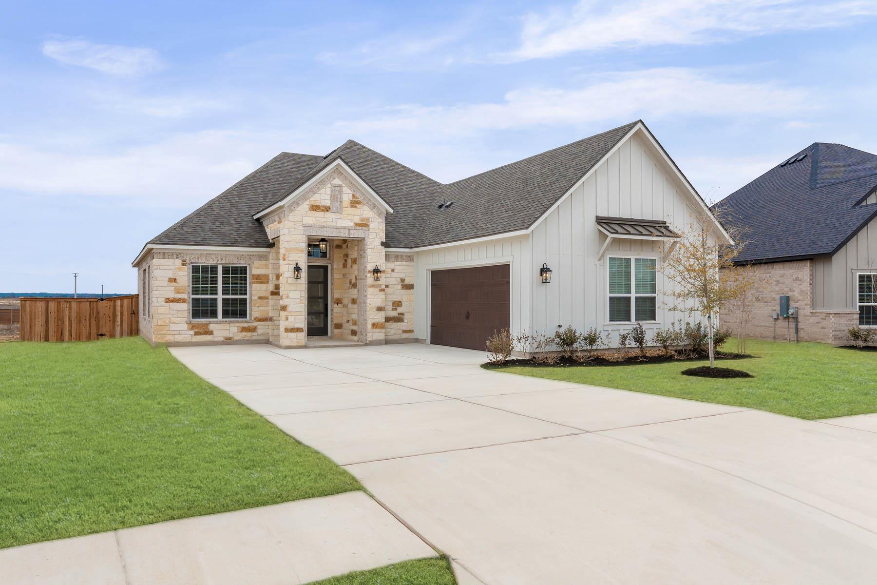 305  Kanarra Creek Rd in Jarrell