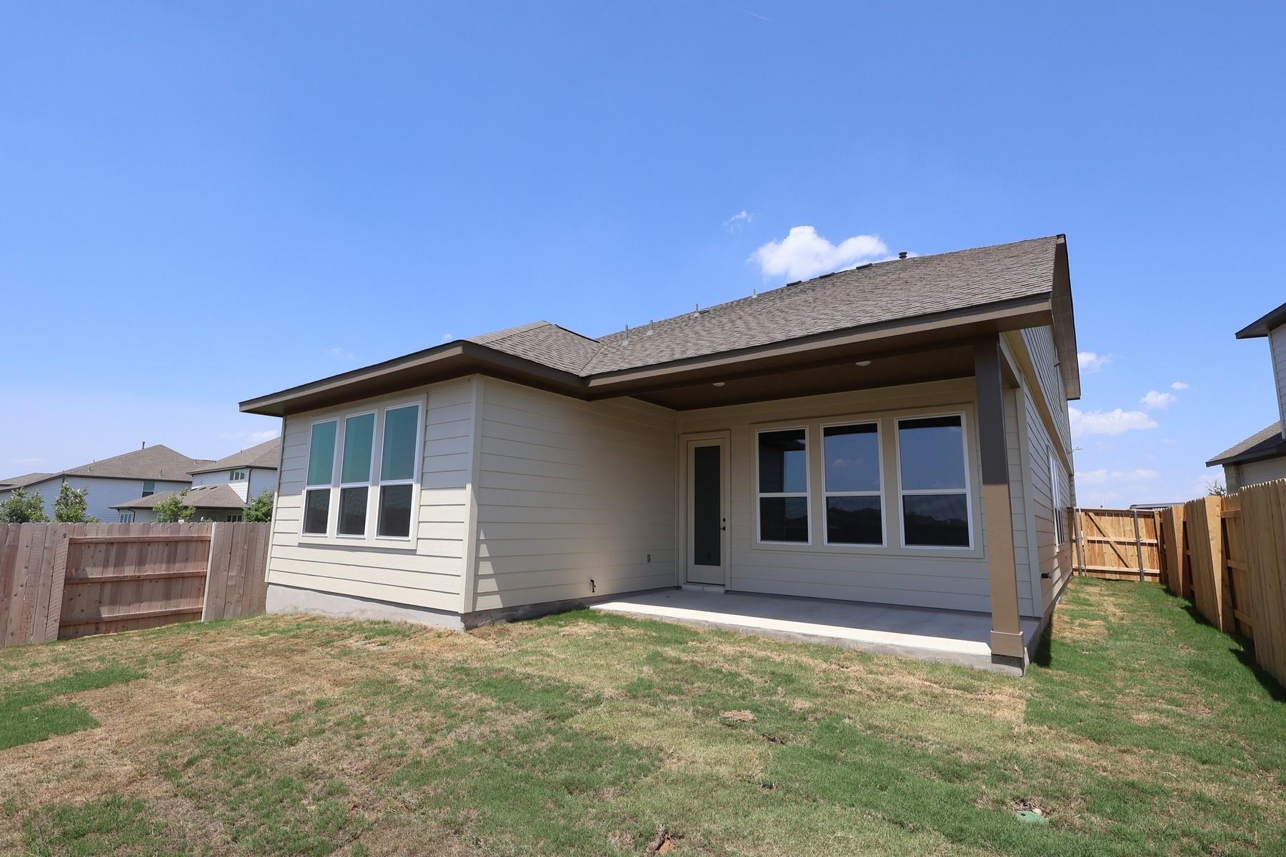 Home photo 24
