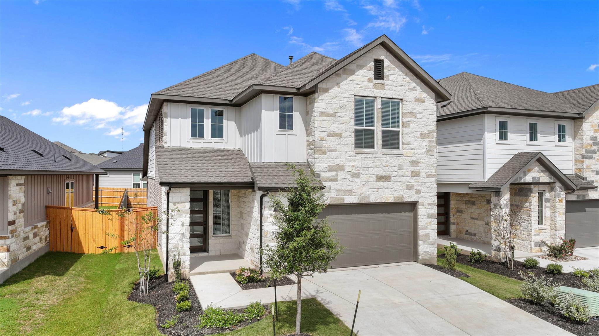 1129 N Roger Hanks Pkwy in Dripping Springs