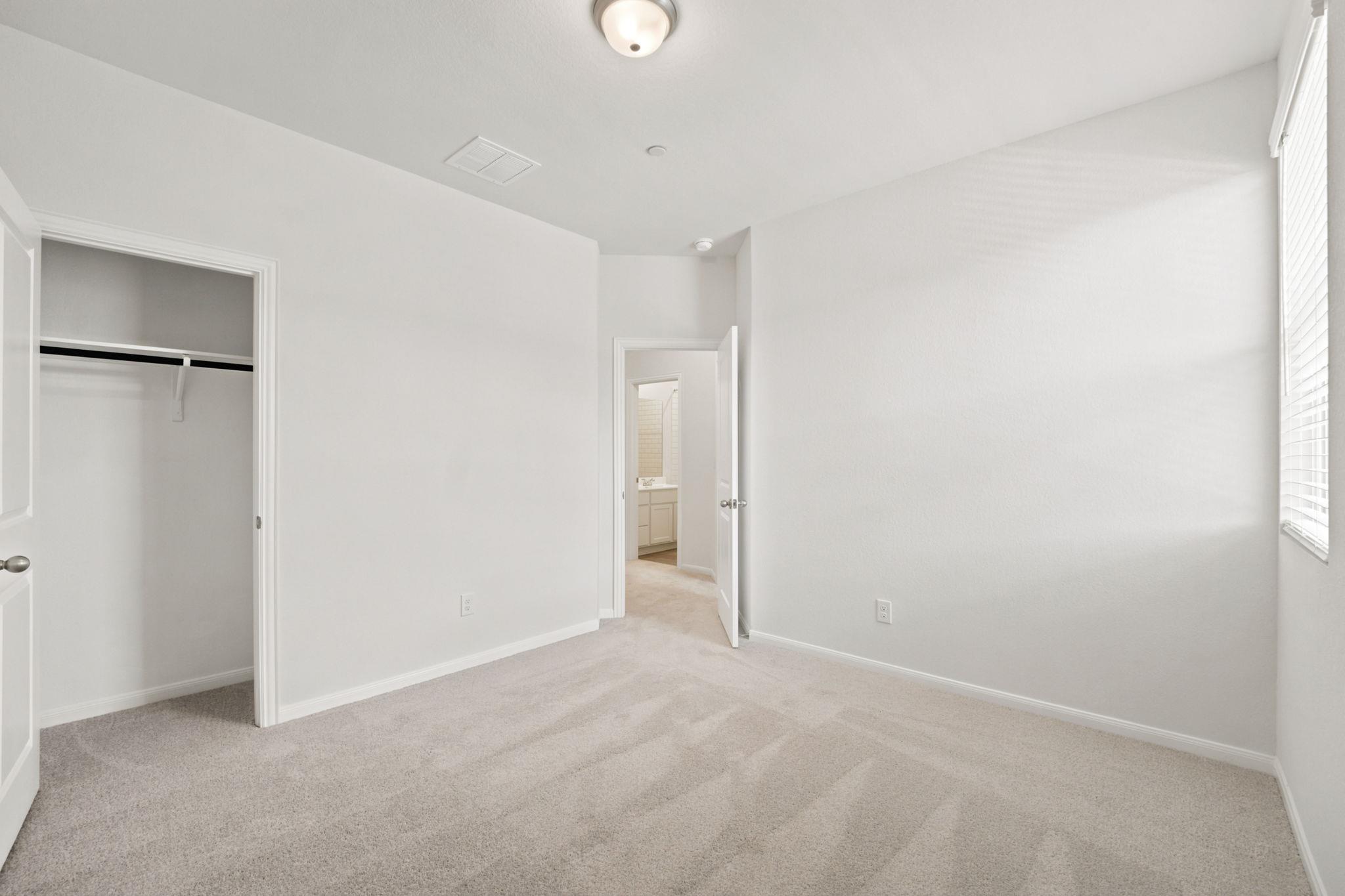 Home photo 17