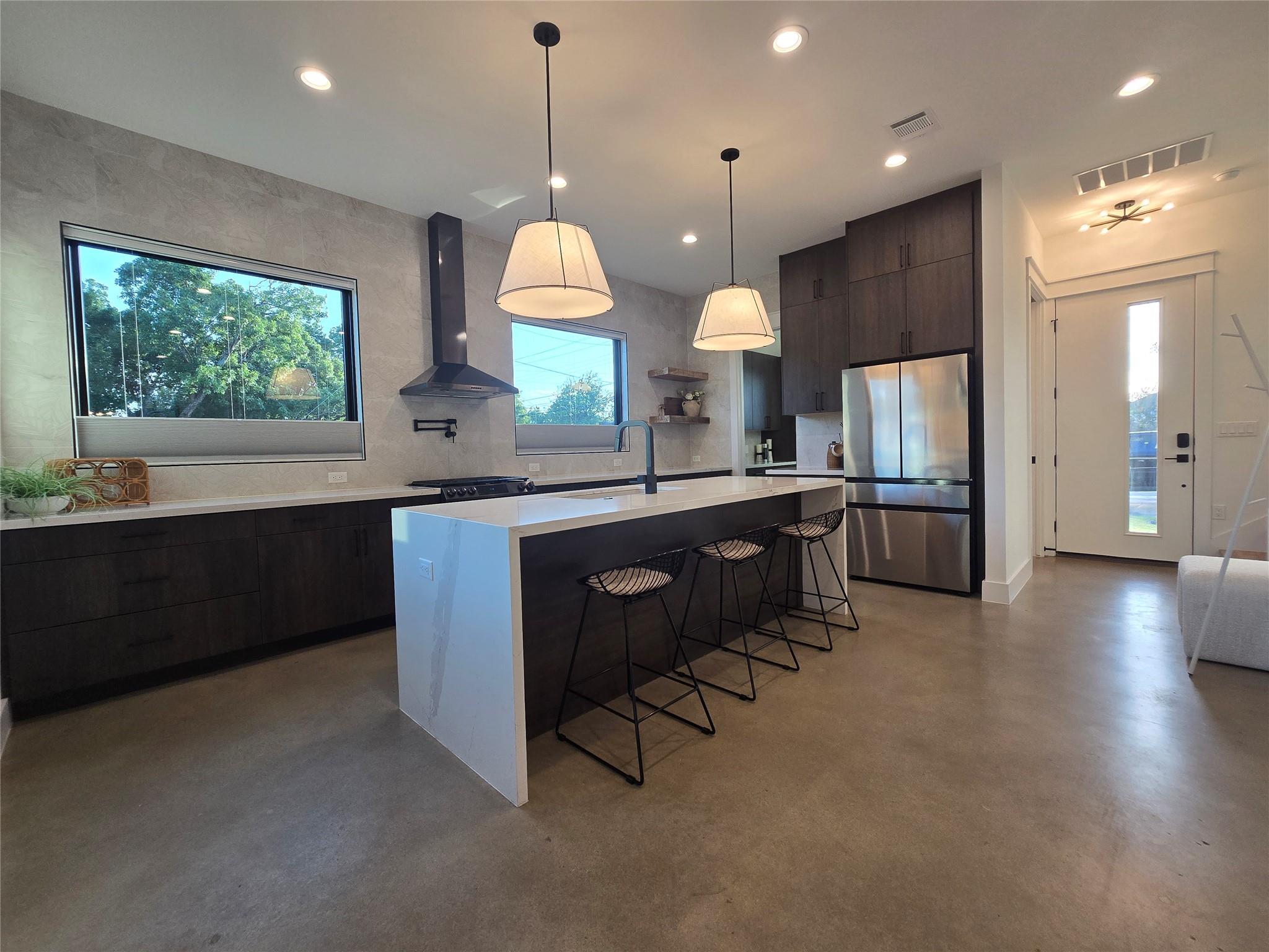 Home photo 4