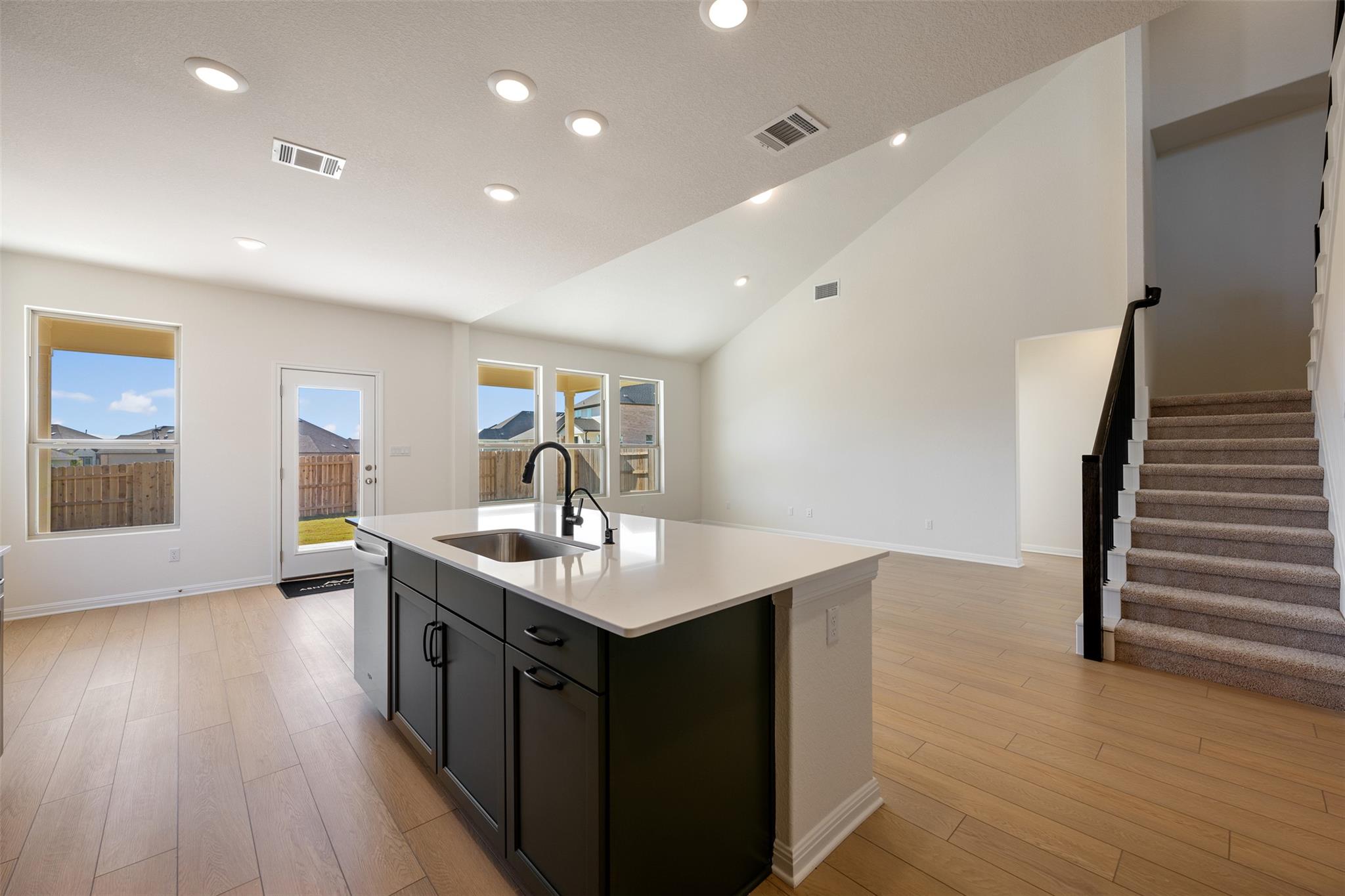Home photo 17