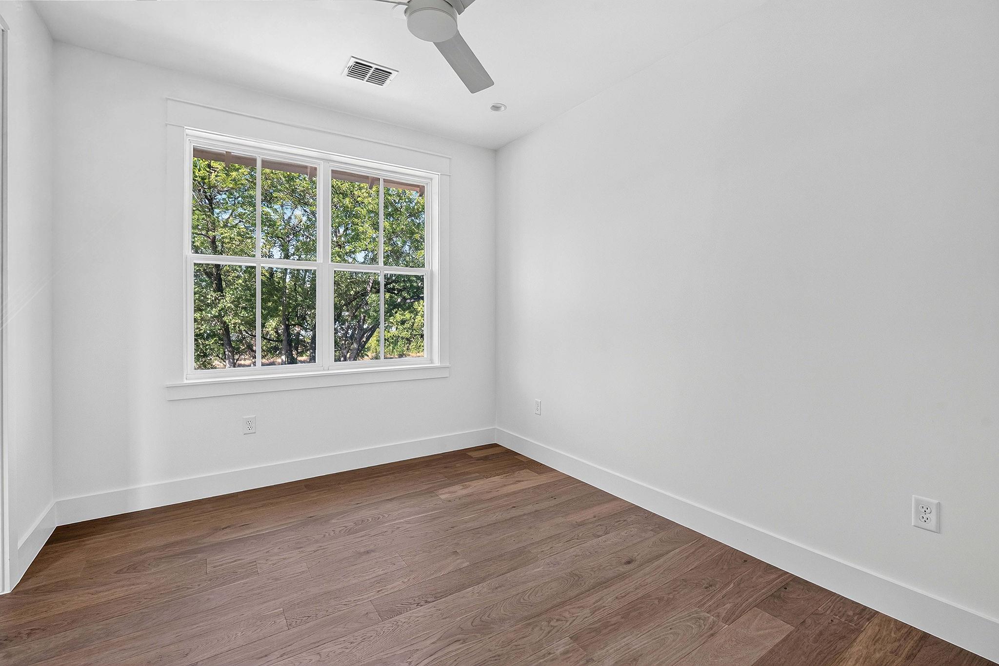 Home photo 18
