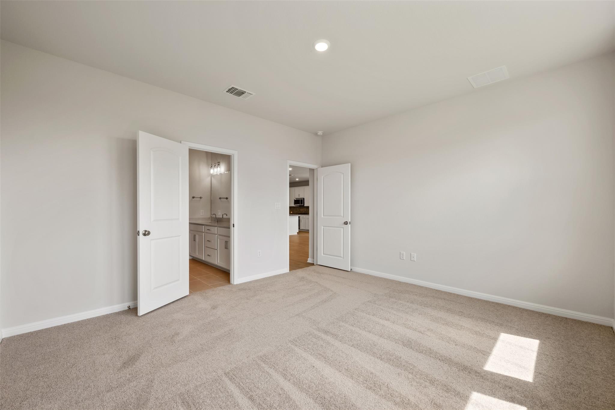 Home photo 19