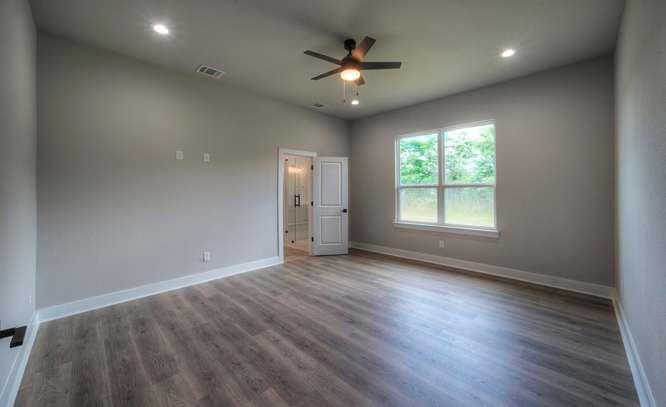 Home photo 17