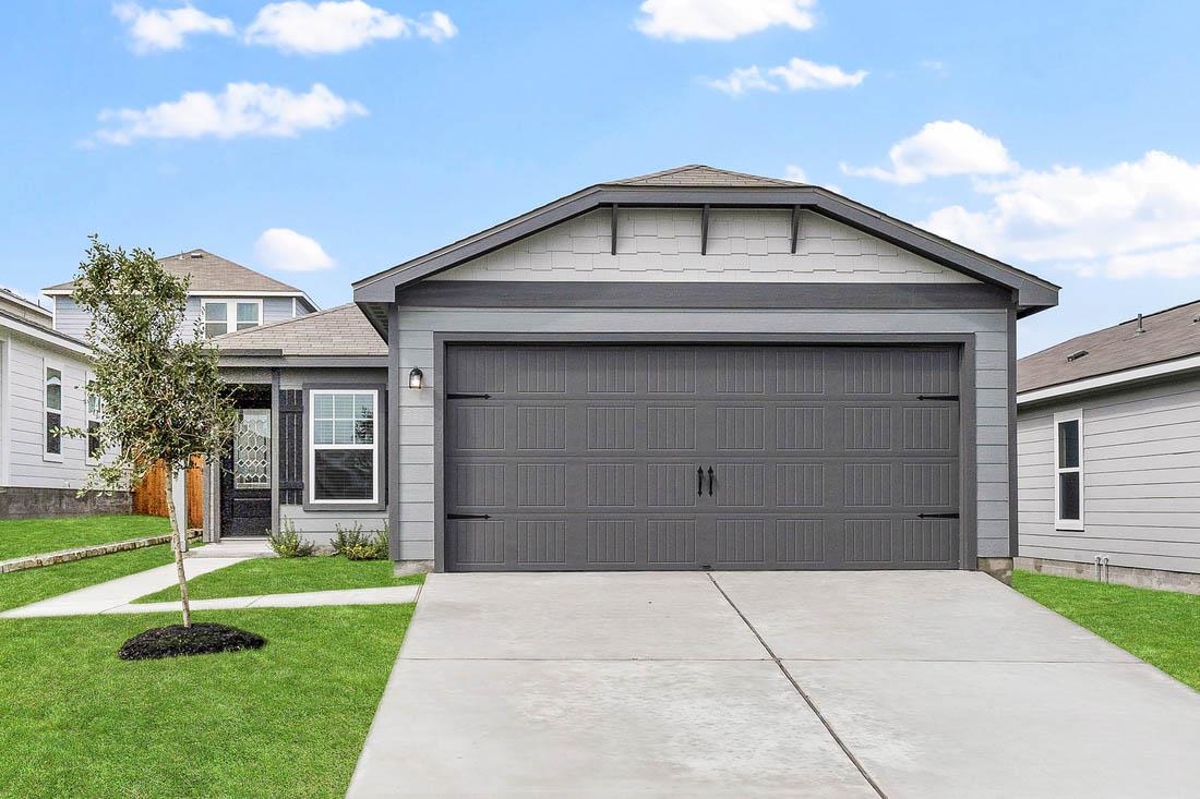 205  Paradise Canyon Dr in Jarrell