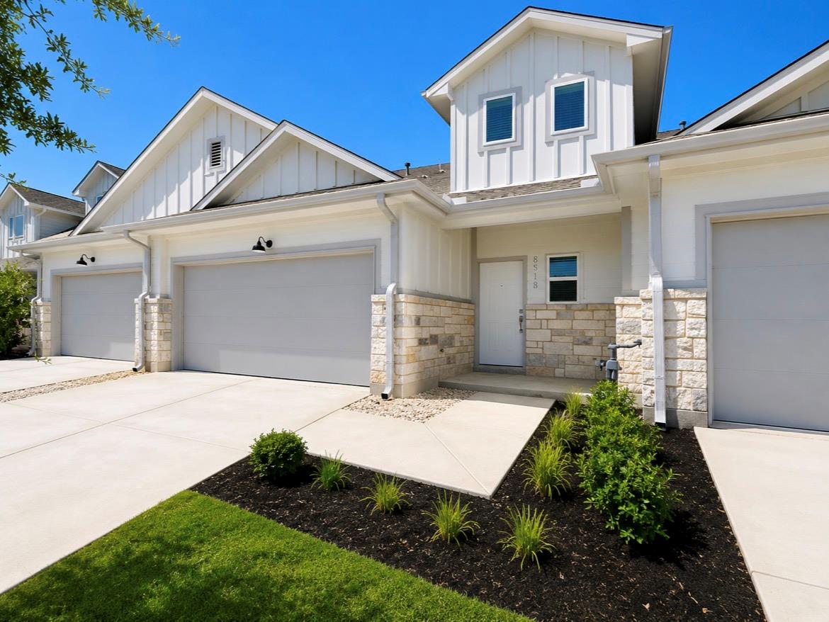 8518  Wellspring Loop in Round Rock
