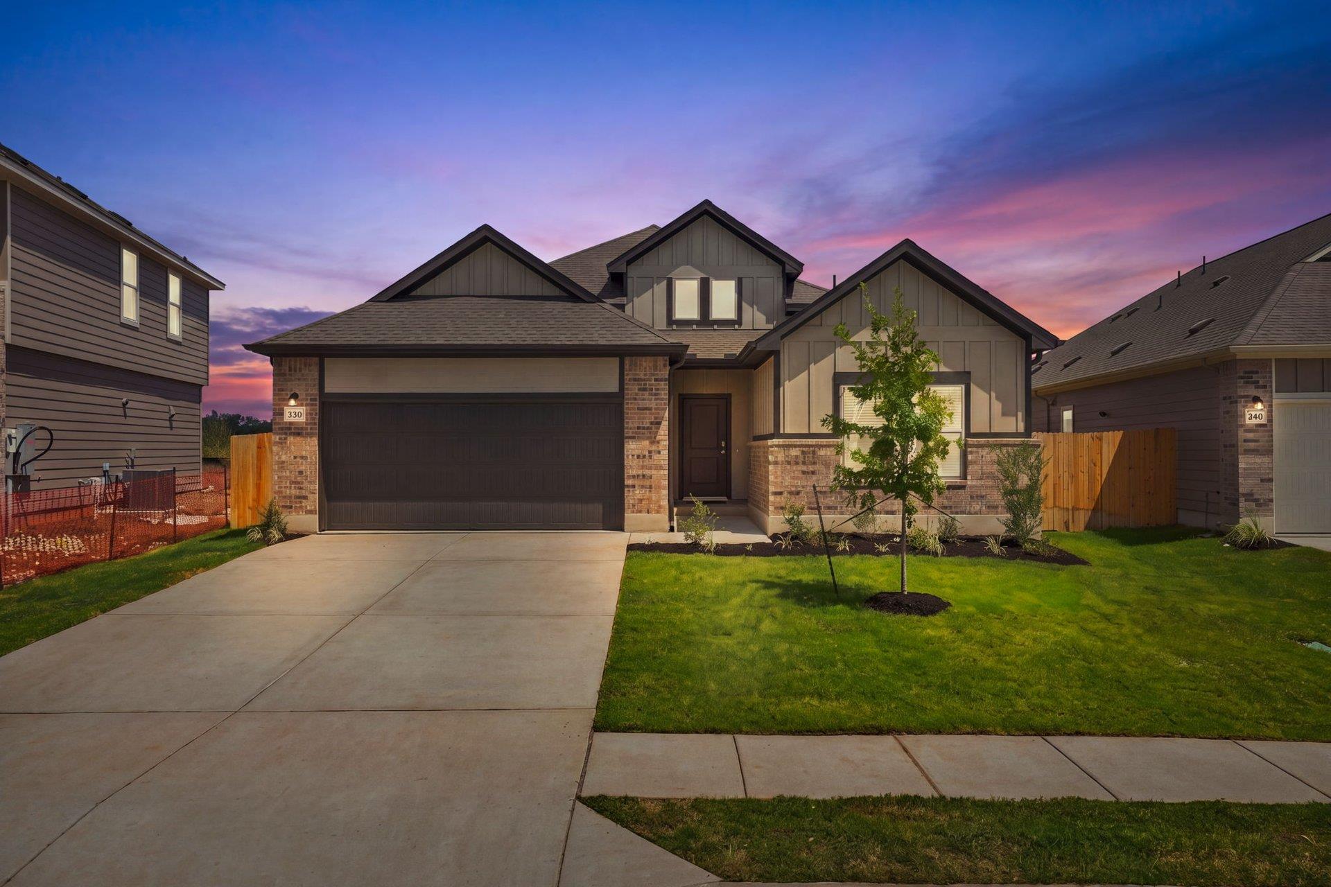 153  Ayres Horn None in Cedar Creek