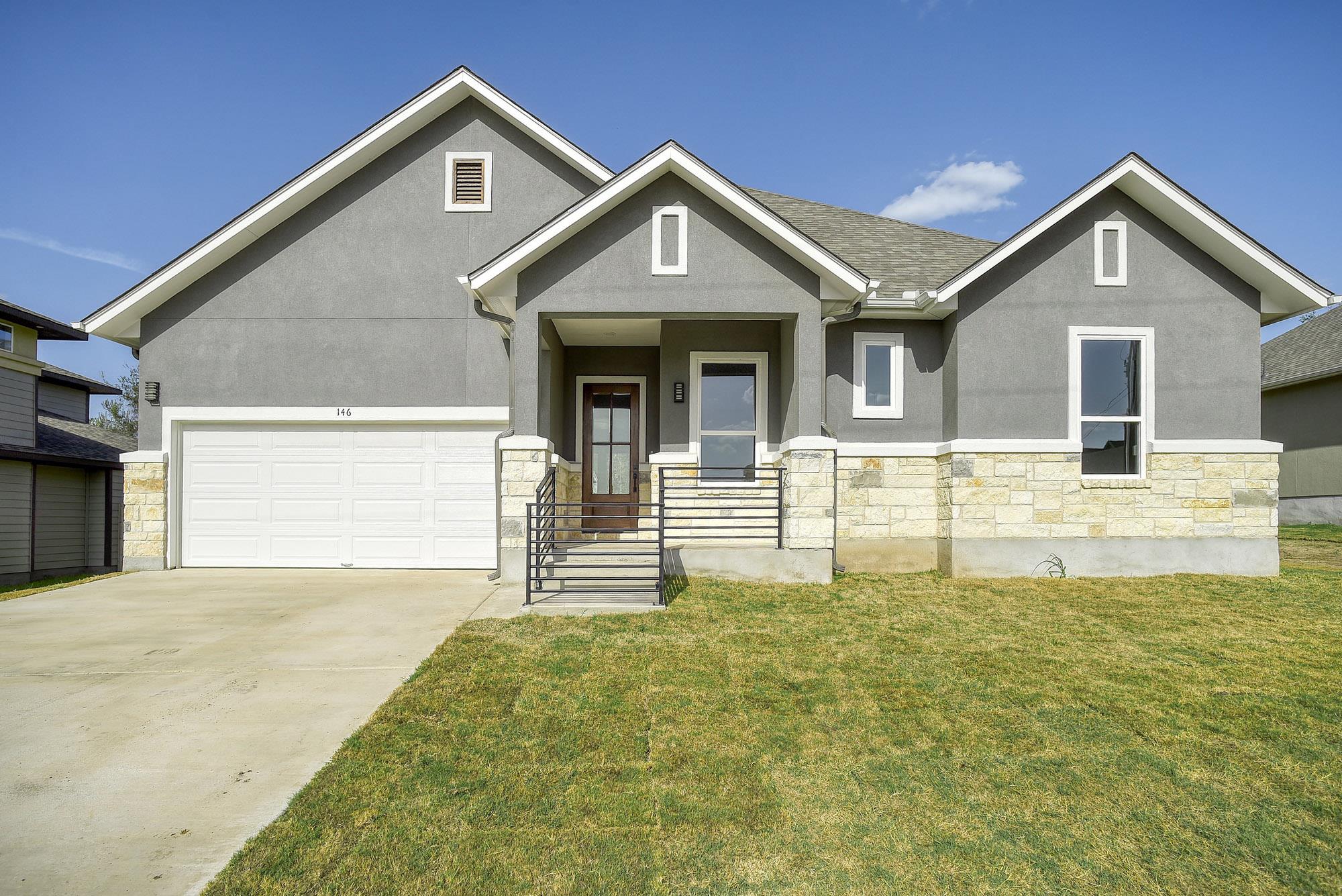 146  Waimanalo Ln in Bastrop
