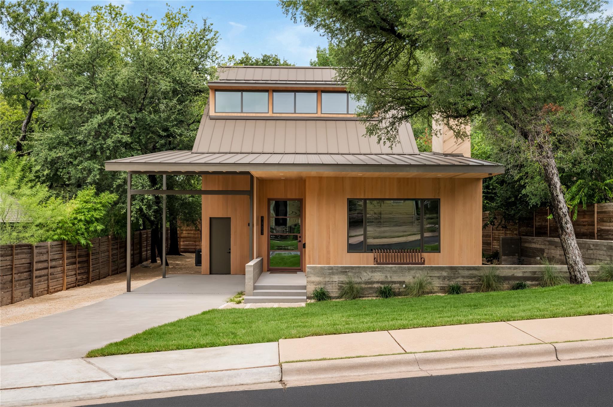 1102  Charlotte St in Austin