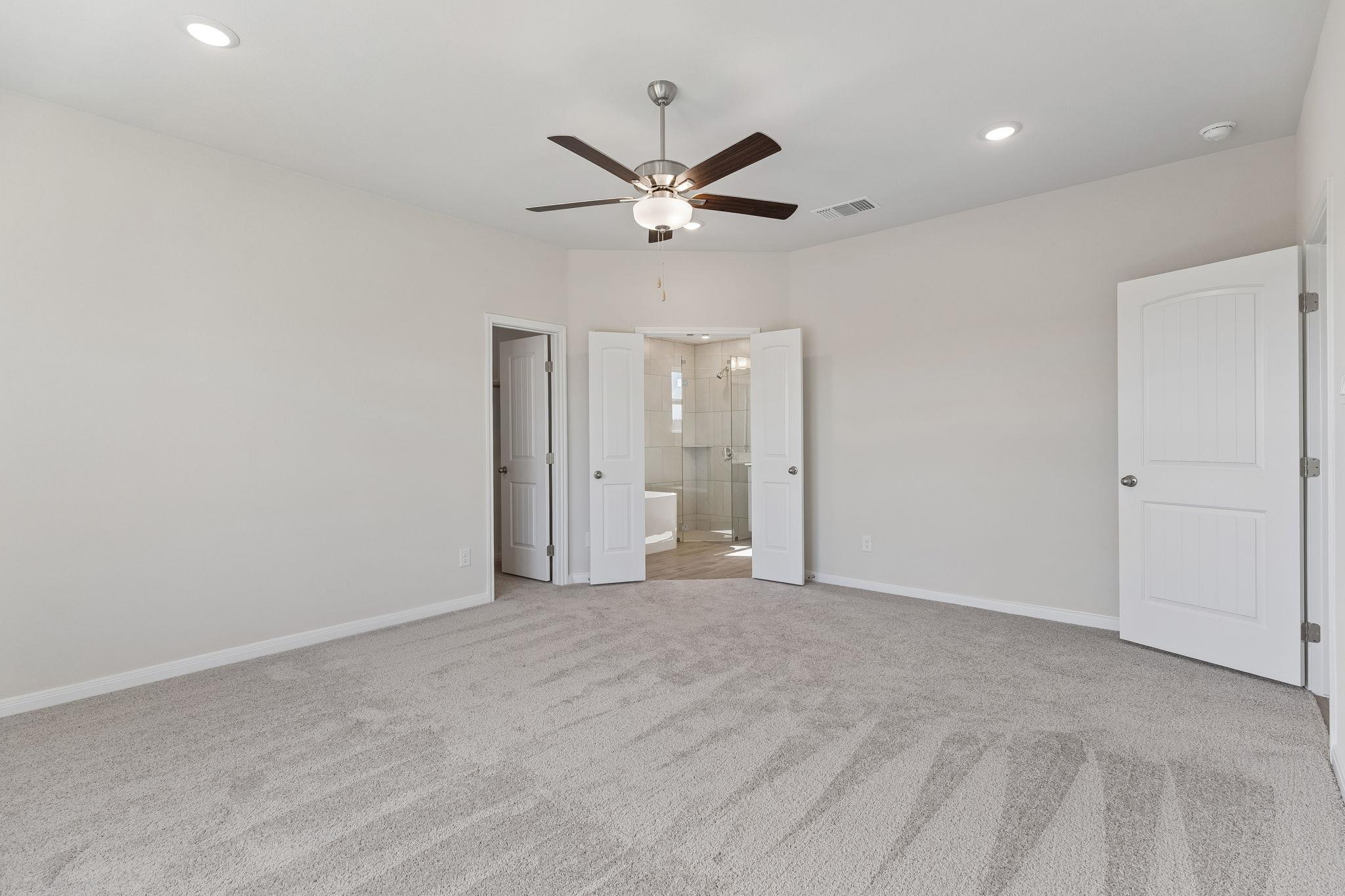 Home photo 19