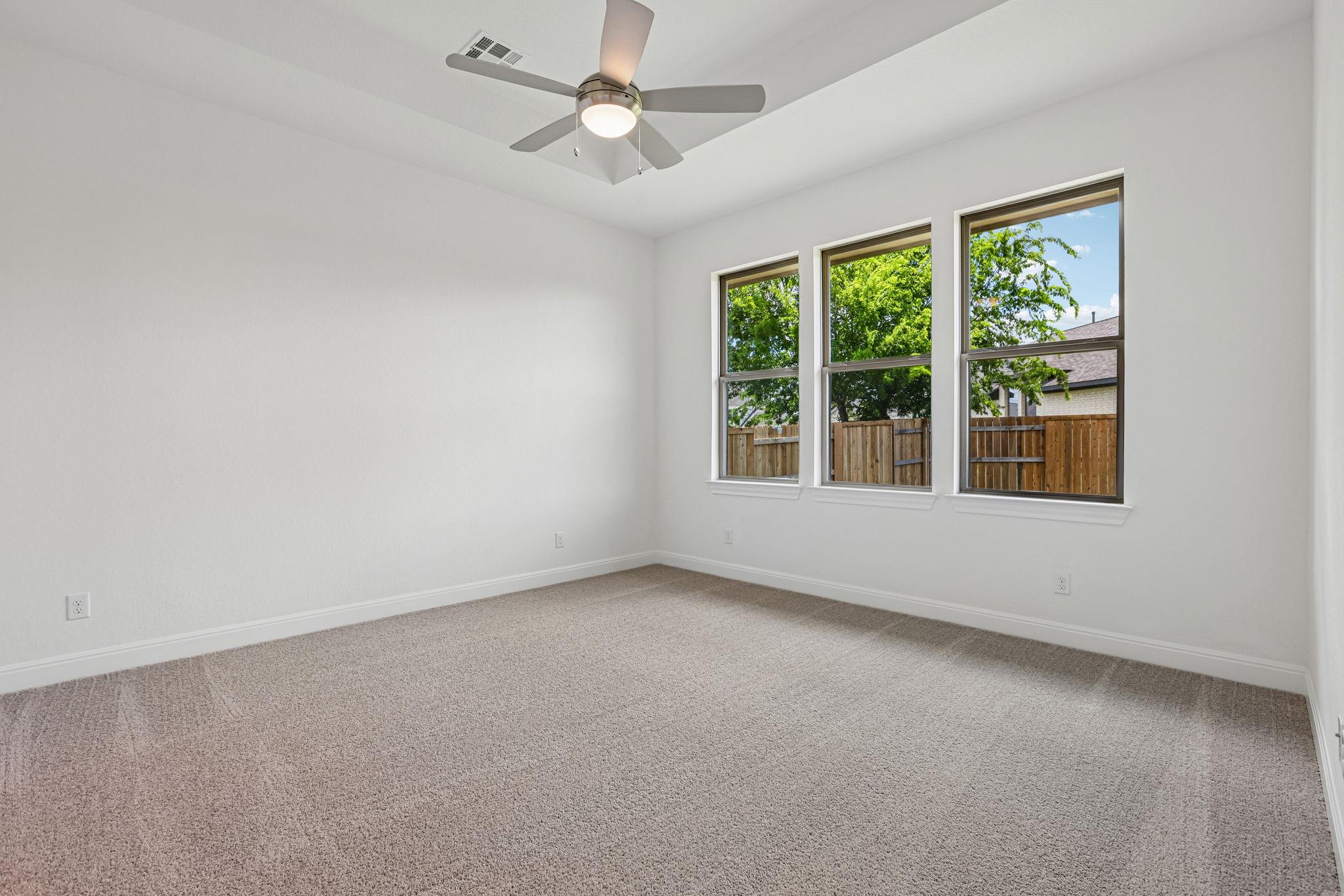 Home photo 19