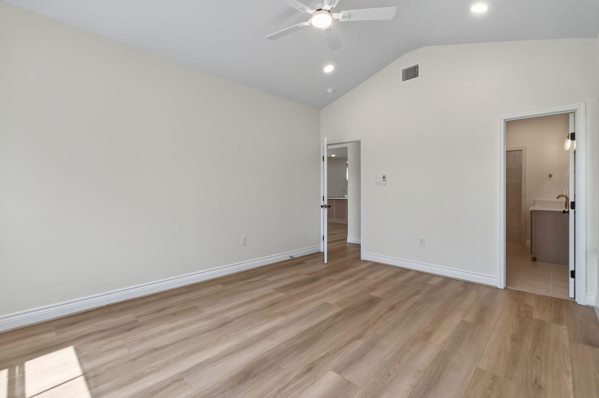 Home photo 18