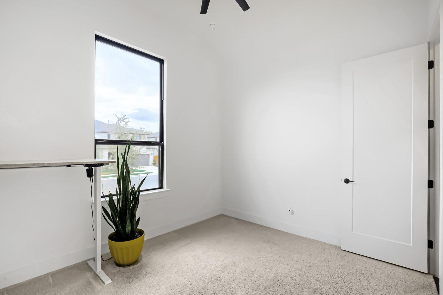 Home photo 22