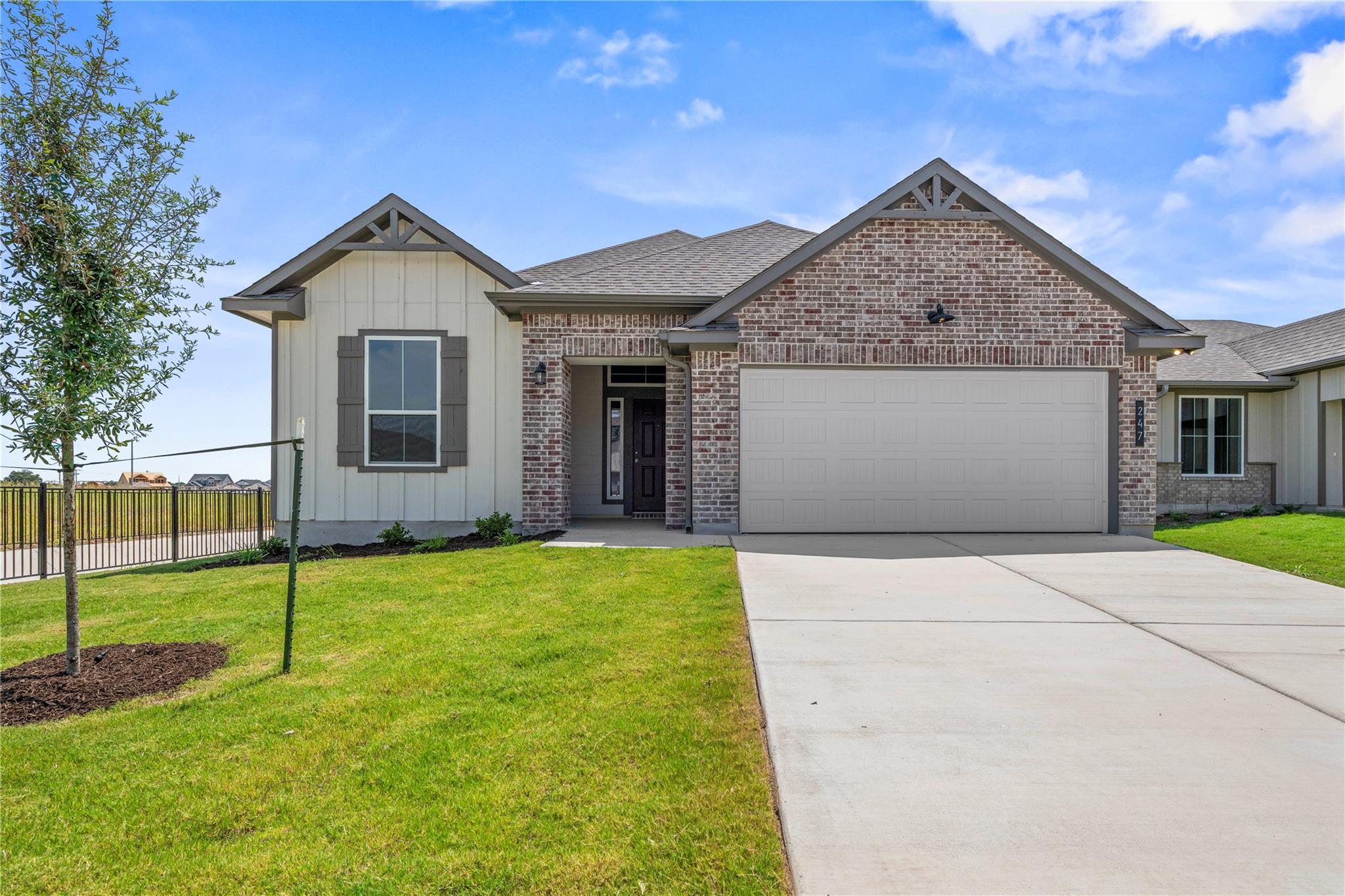 247  Gus Loop in Georgetown