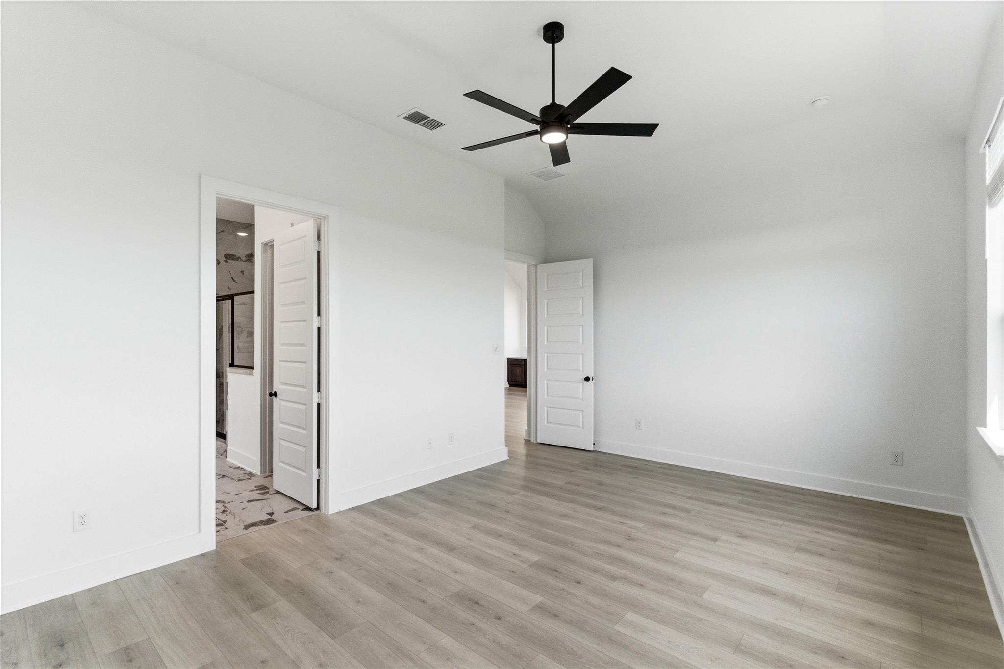 Home photo 19